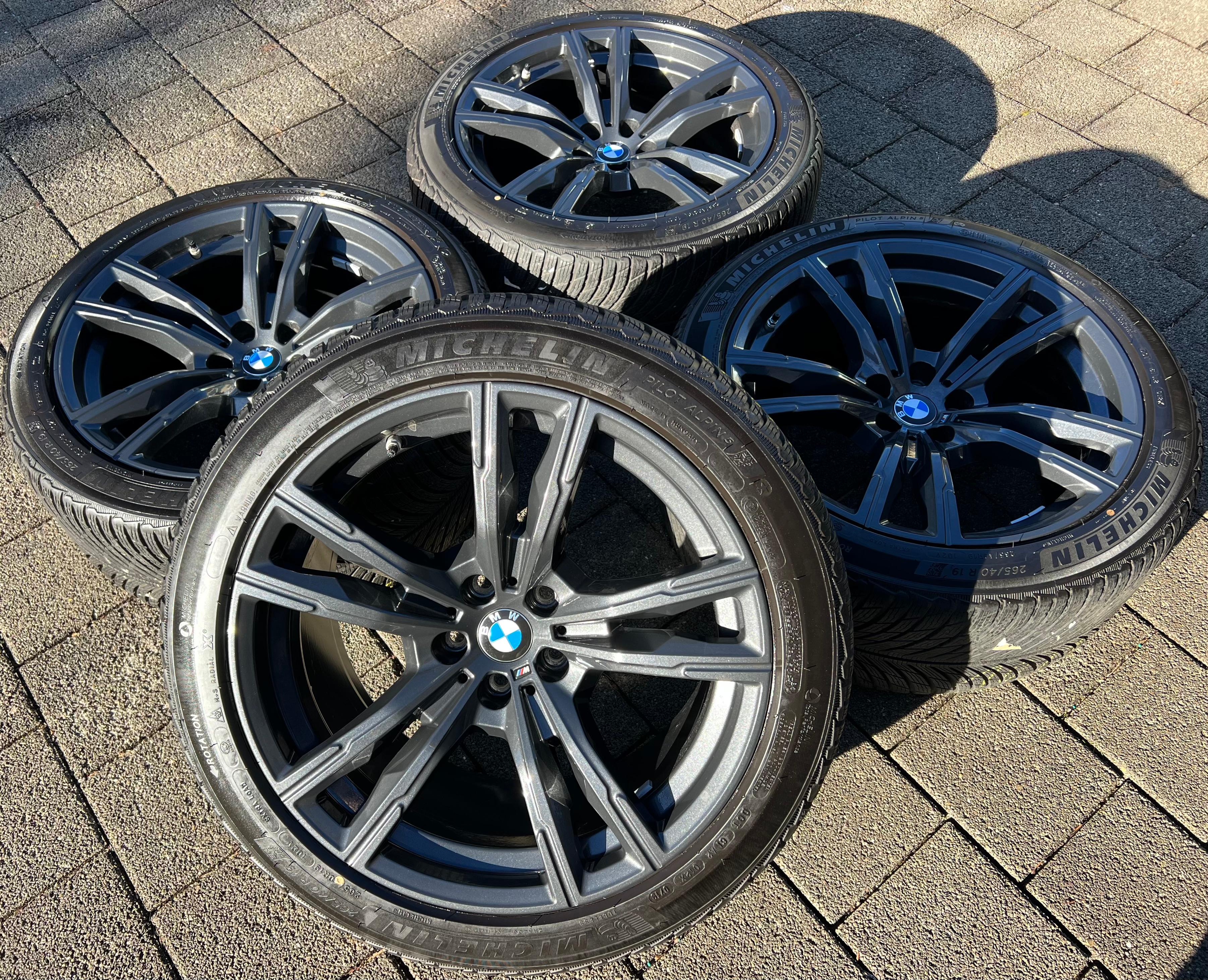 4 LLANTAS DE INVIERNO ORIGINALES DE ALUMINIO 19" BMW M5 F90 M8 F91 F92 F93 STYLING M812 ENTREGA GRATUITA