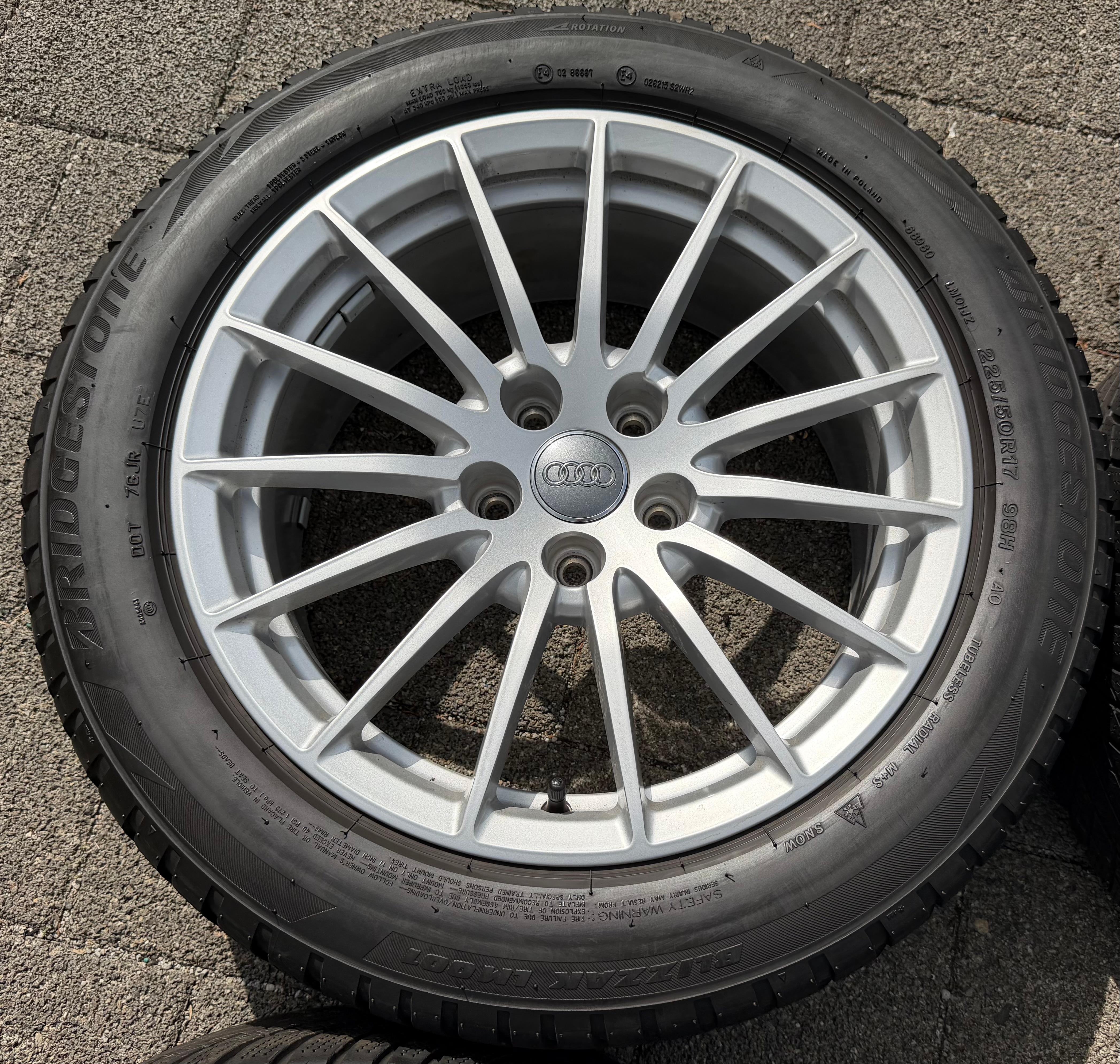 4 Original 17" Alu Winterräder Audi A5 F5 8W 225/50R17 98H 8W0601025AE Bridgestone