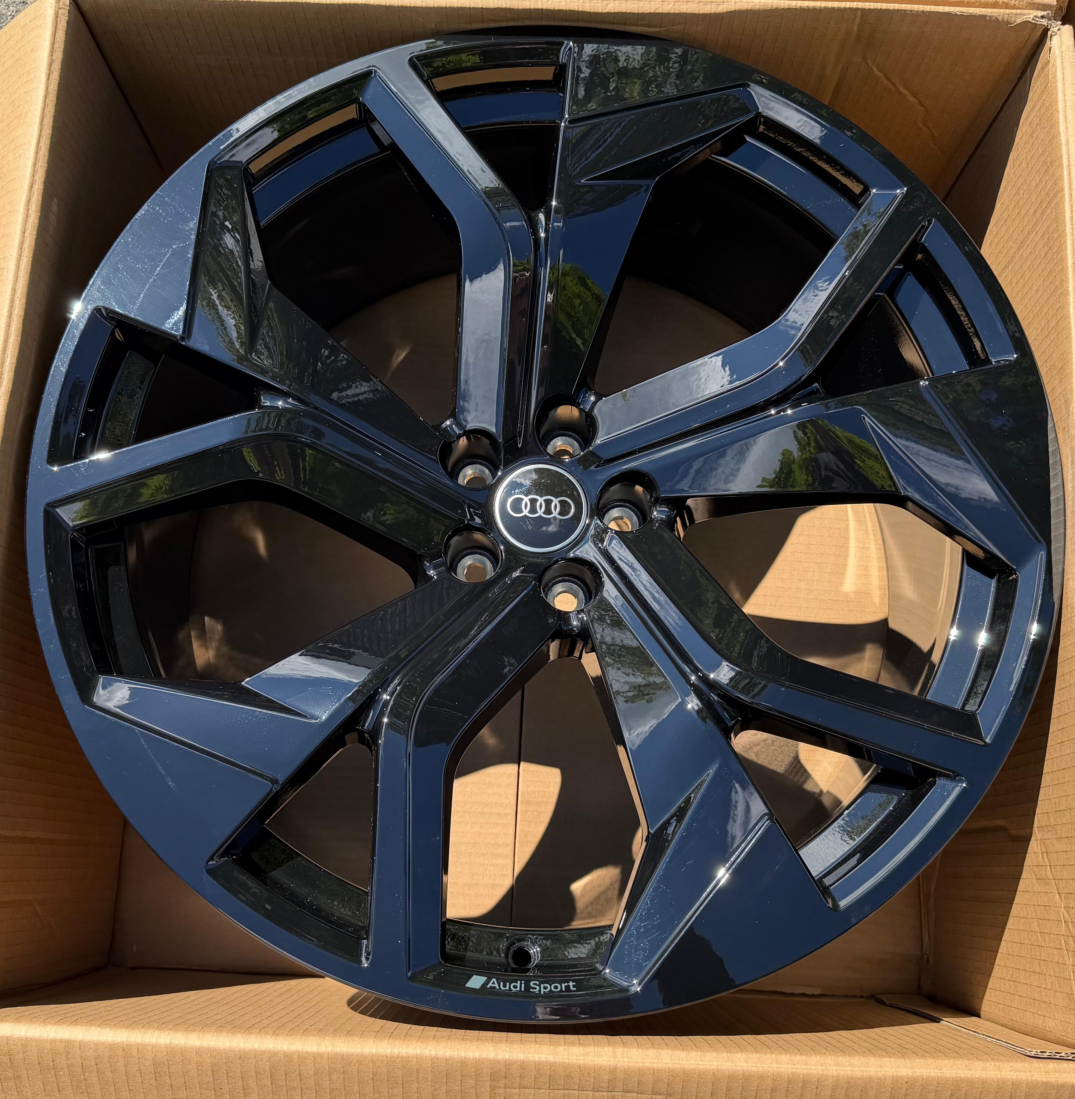 4 ORIGINAL 23" ALUFELGEN AUDI RSQ8 4M 4M8601025AP 10,5x23 ET18 23 ZOLL