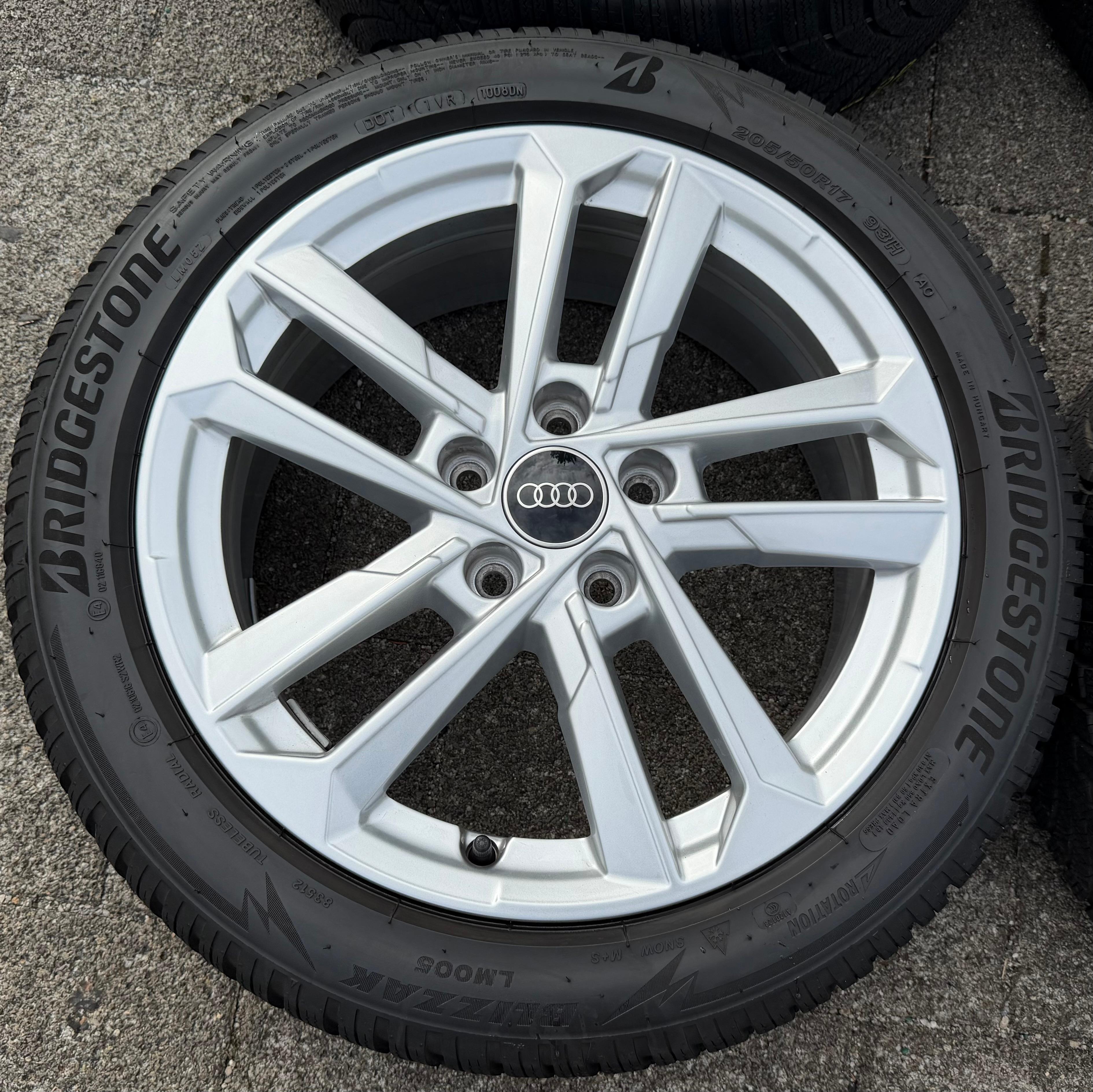 4 Original 17" Alu Winterräder Audi A3 S3 8Y 8Y0601025L 205/50R17 93H Bridgestone 2022