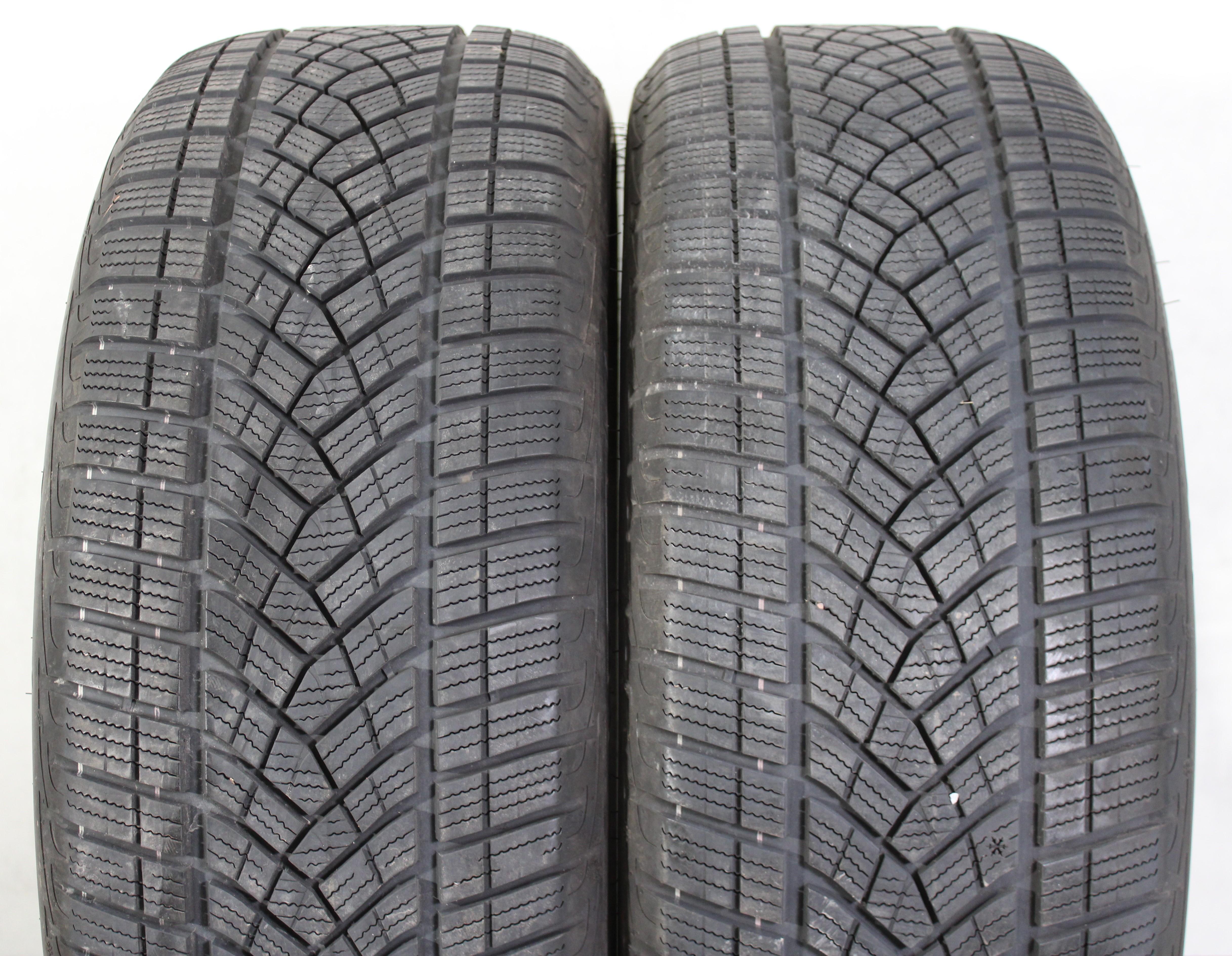 2 x 255/55R19 111H pneumatici invernali Goodyear Ultra Grip Performance GEN-1 AO 6,5mm 2018