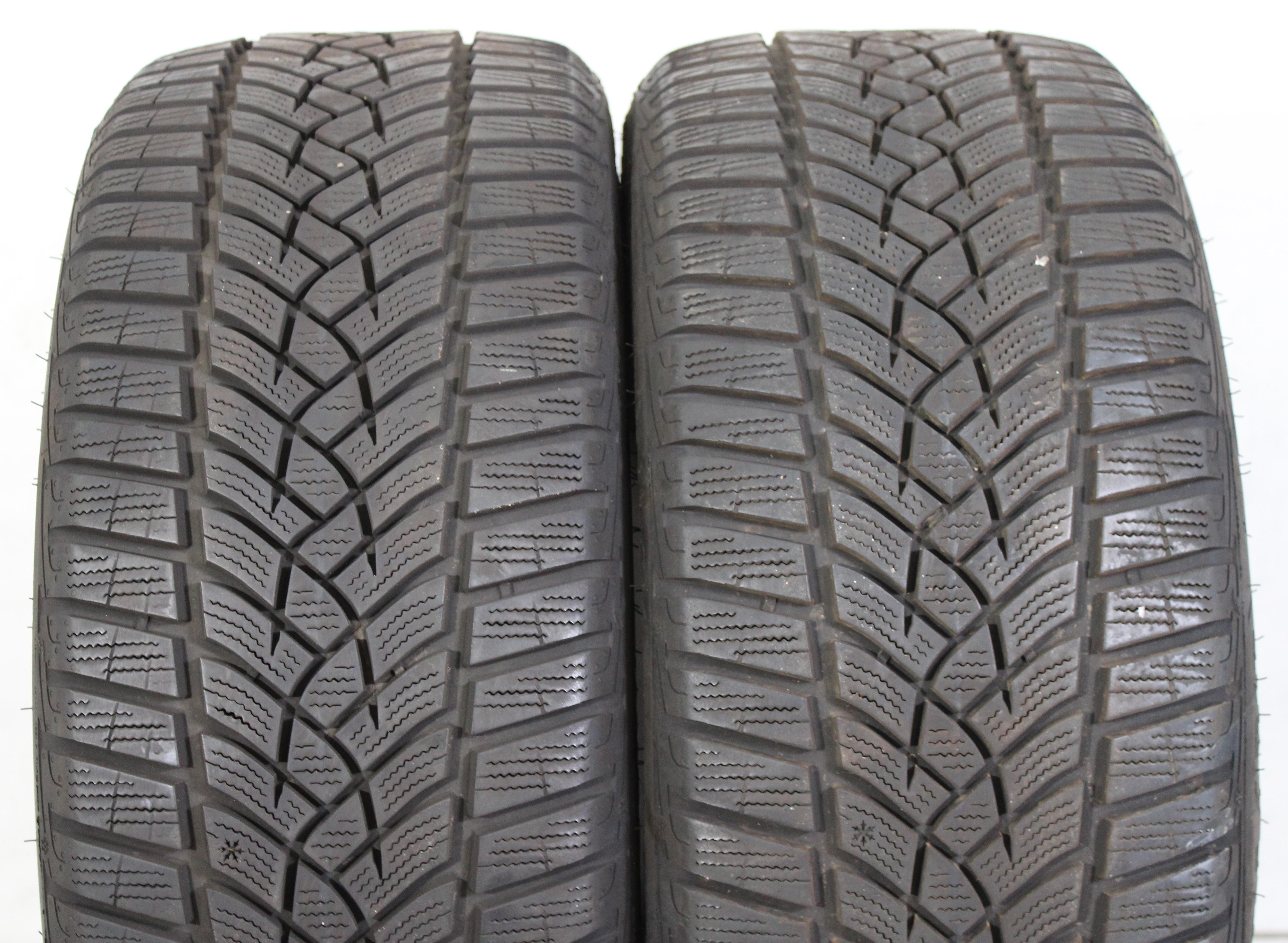 2 x 215/45R16 90V pneus hiver Goodyear Ultra Grip Performance GEN-1 7mm 2018