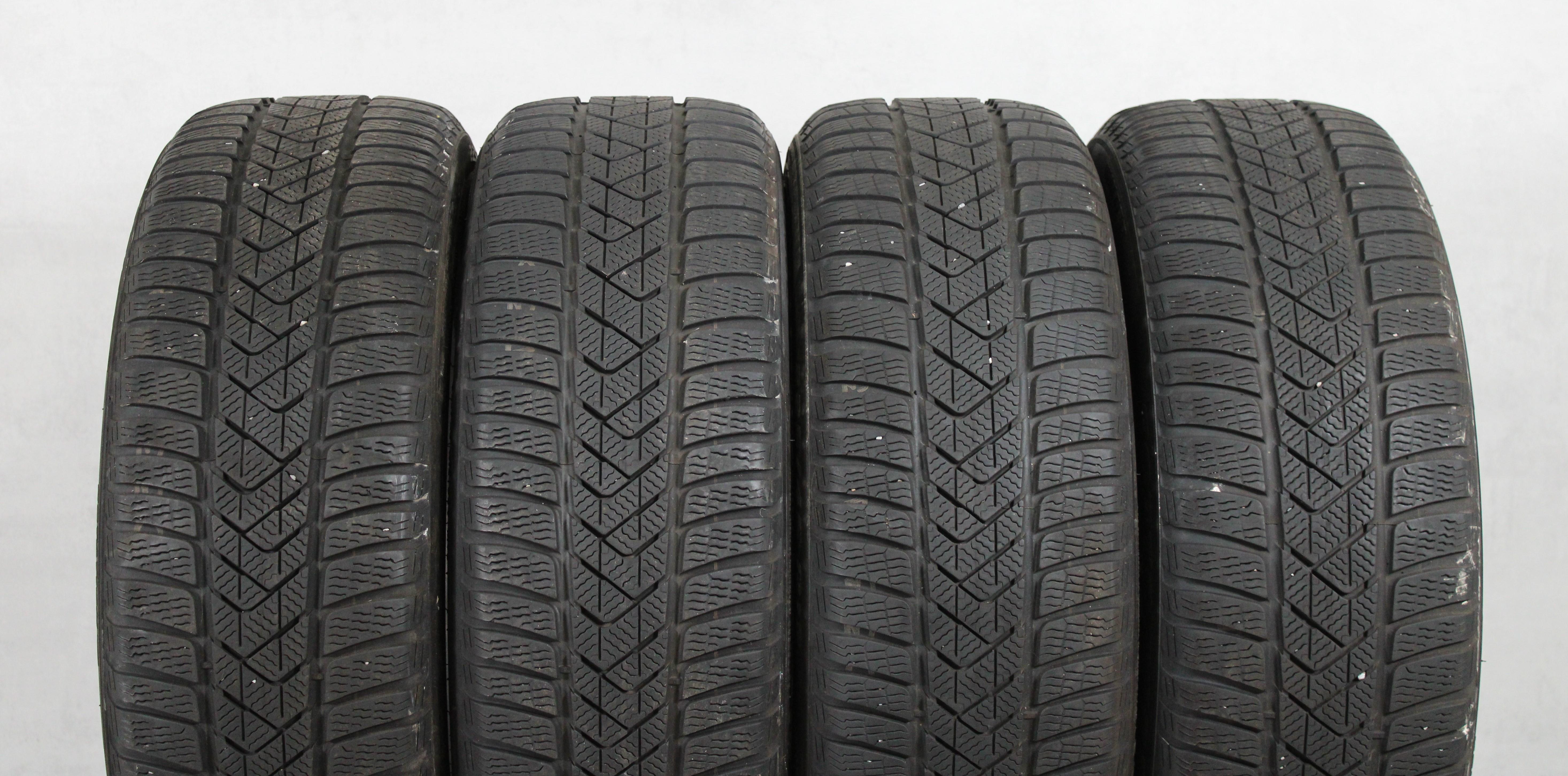 4 x 225/45R19 96V Winterreifen Pirelli Sottozero 3 Runflat 5,5mm 2019 *