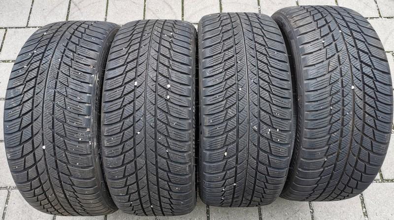 4 x 225/40R18 92V pneus hiver Bridgestone Blizzak LM001 Runflat 2x 7,5-8mm et 2x 7-7,5mm 2019
