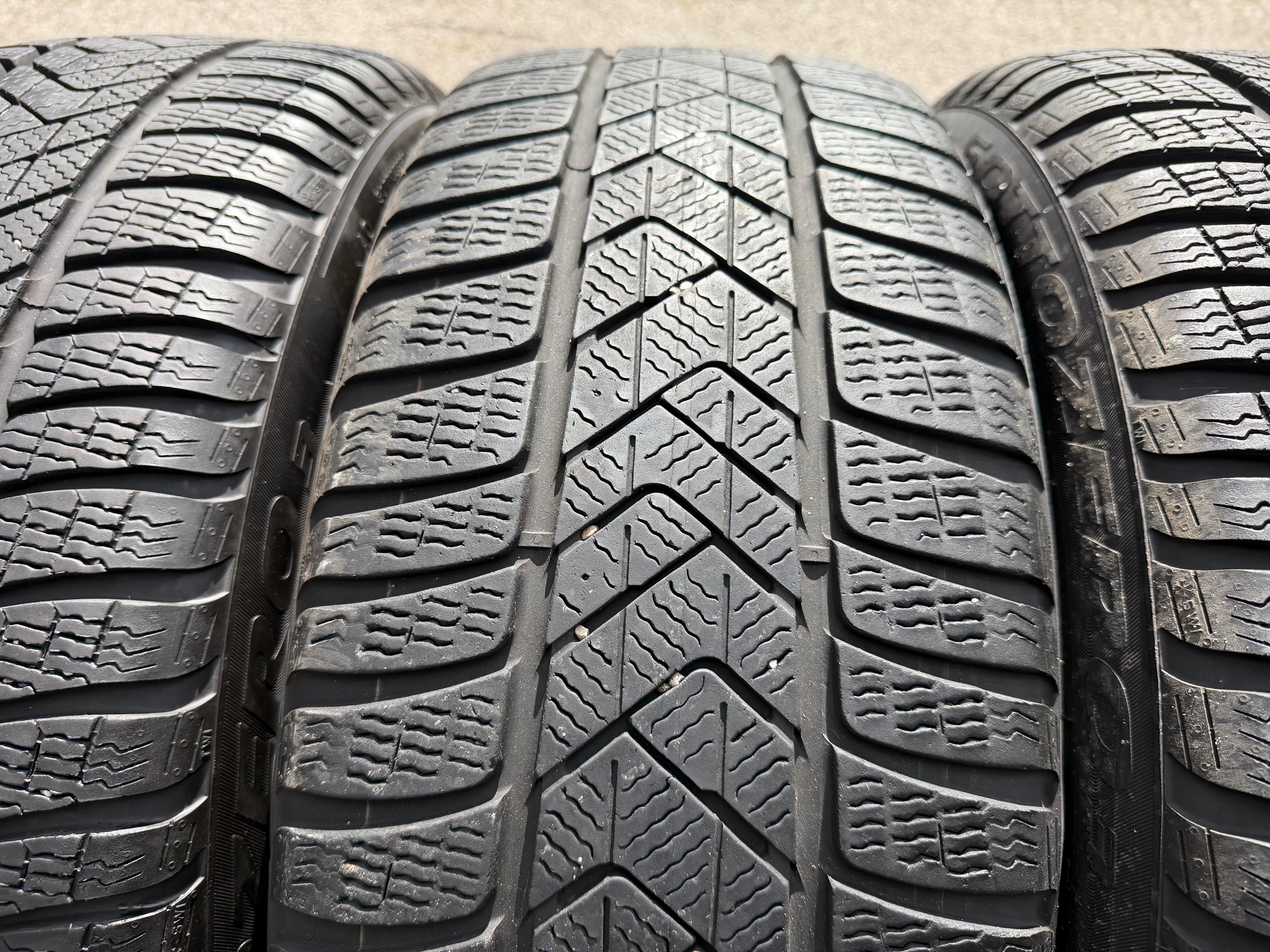 4 ruote complete in lega originali da 19" per inverno Audi A6 S6 C8 4K 4K0601025M 245/45R19 102V Pirelli