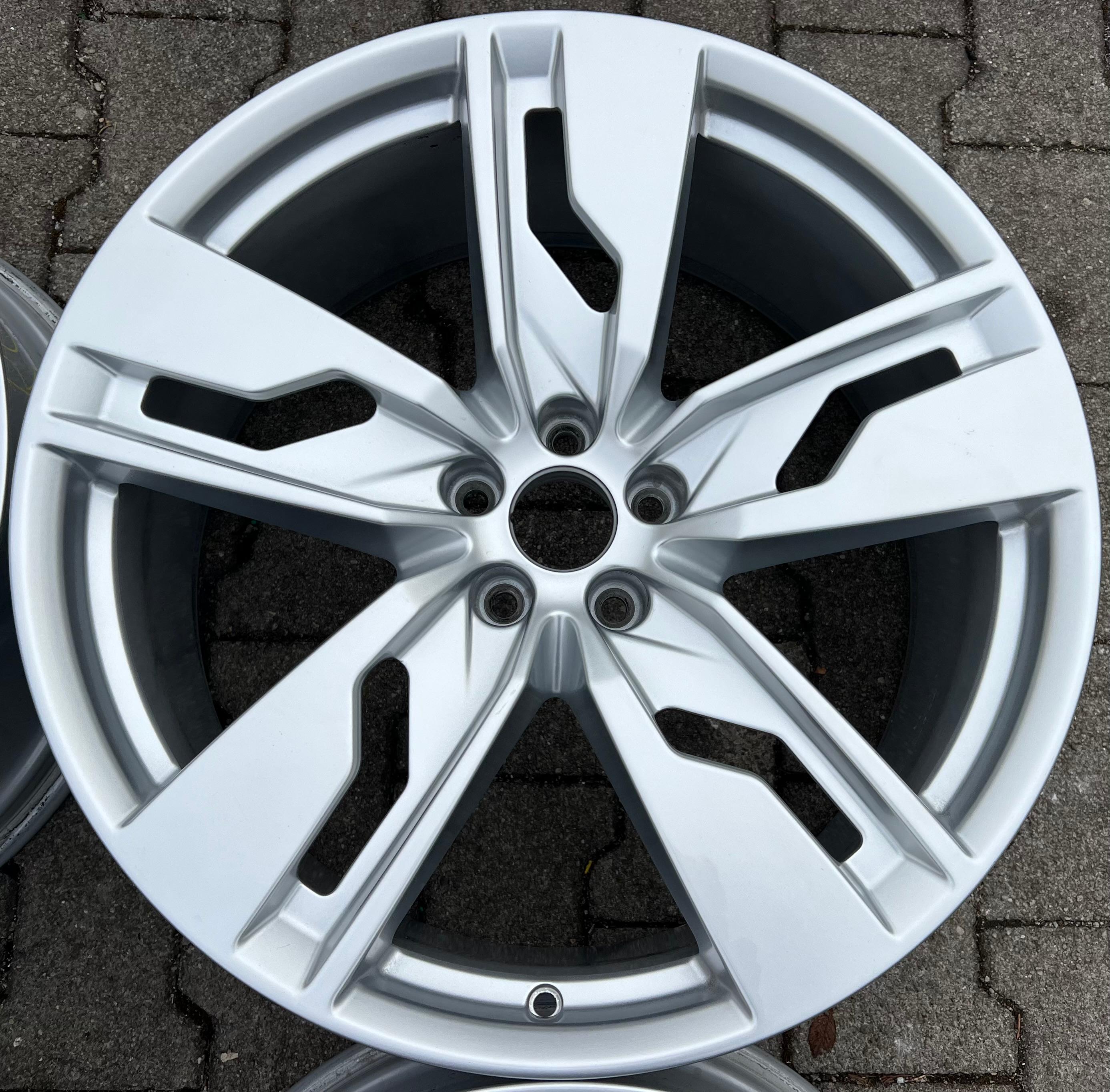 4 ORIGINAL 21" ALUFELGEN AUDI Q7 4M 4M0601025K 9,5x21 ET31 TOP FREIHAUS