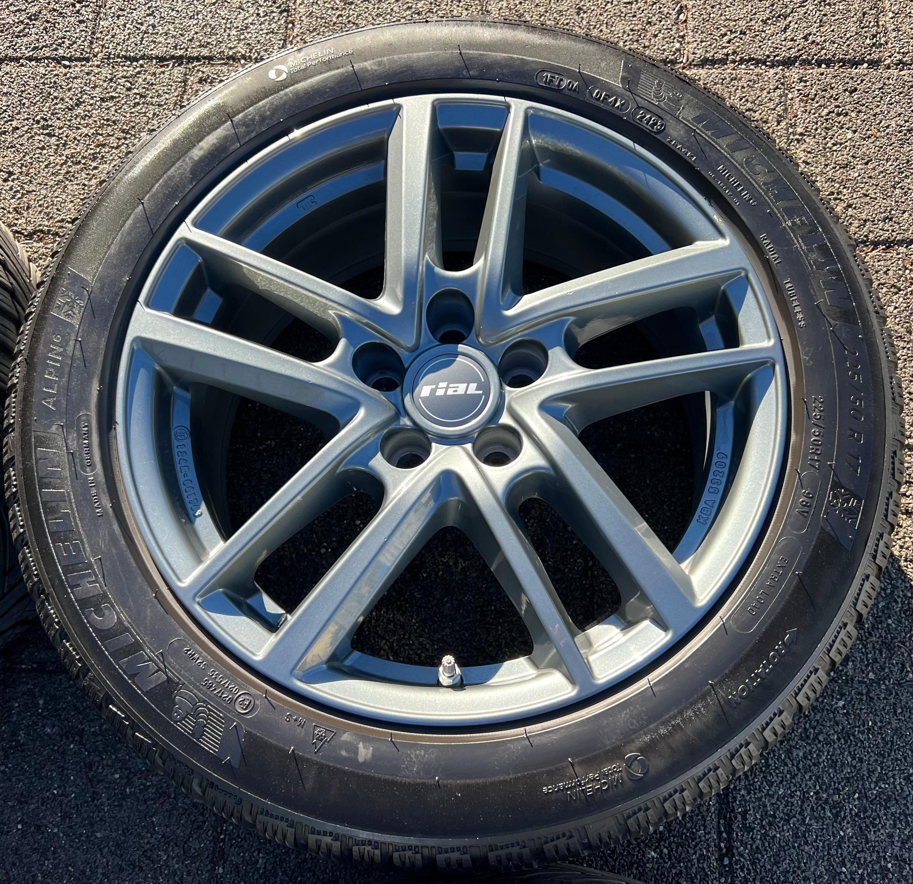 RUOTE IN LEGA 17" INVERNALI BMW SERIE 2 G42 SERIE 3 G20 G21 SERIE 4 G22 G23 225/50R17 98V RDKS