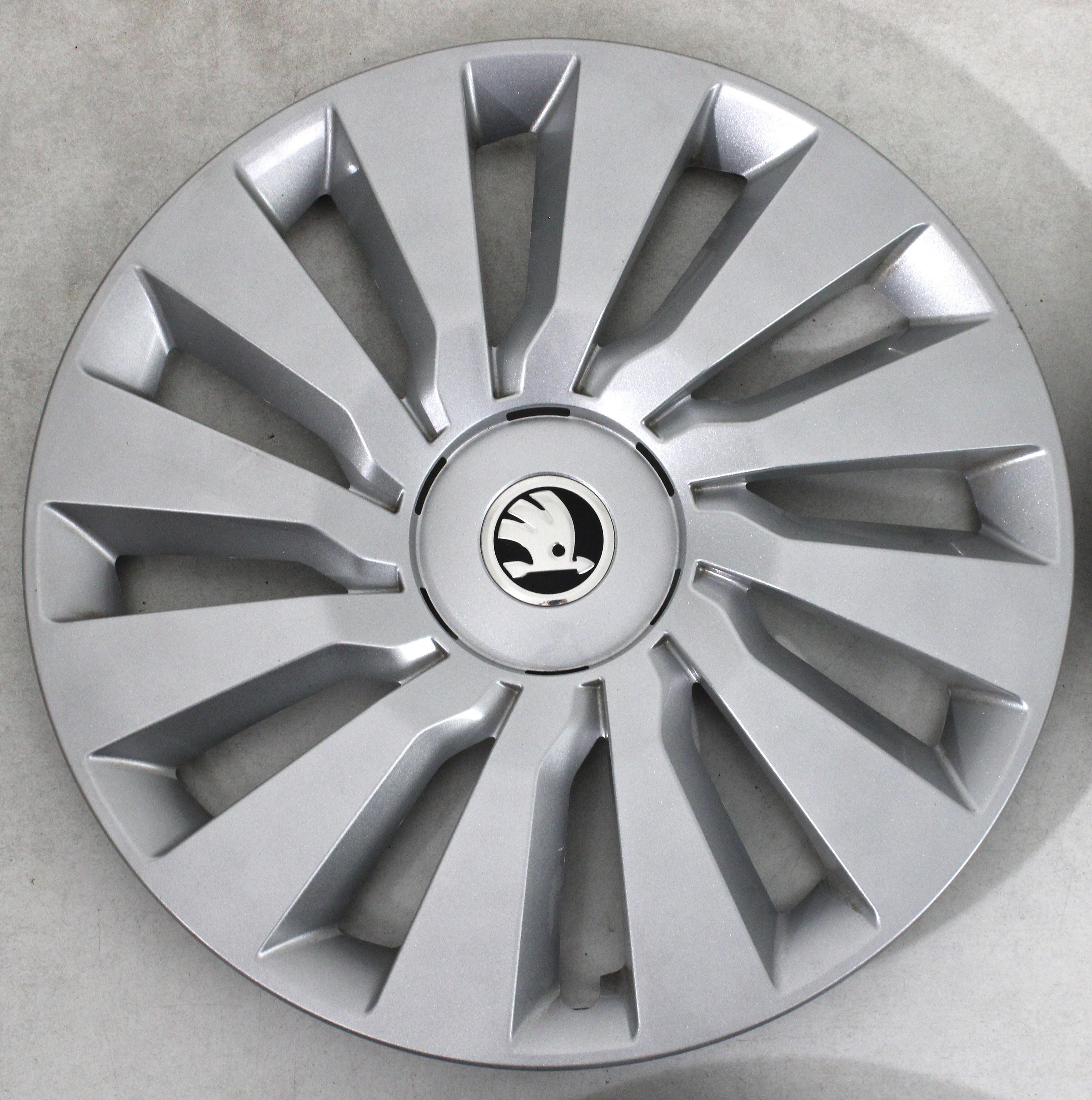 4 X ORIGINAL 16" RADKAPPEN OCTAVIA KODIAQ YETI SUPERB 5E0601147G FREIHAUS