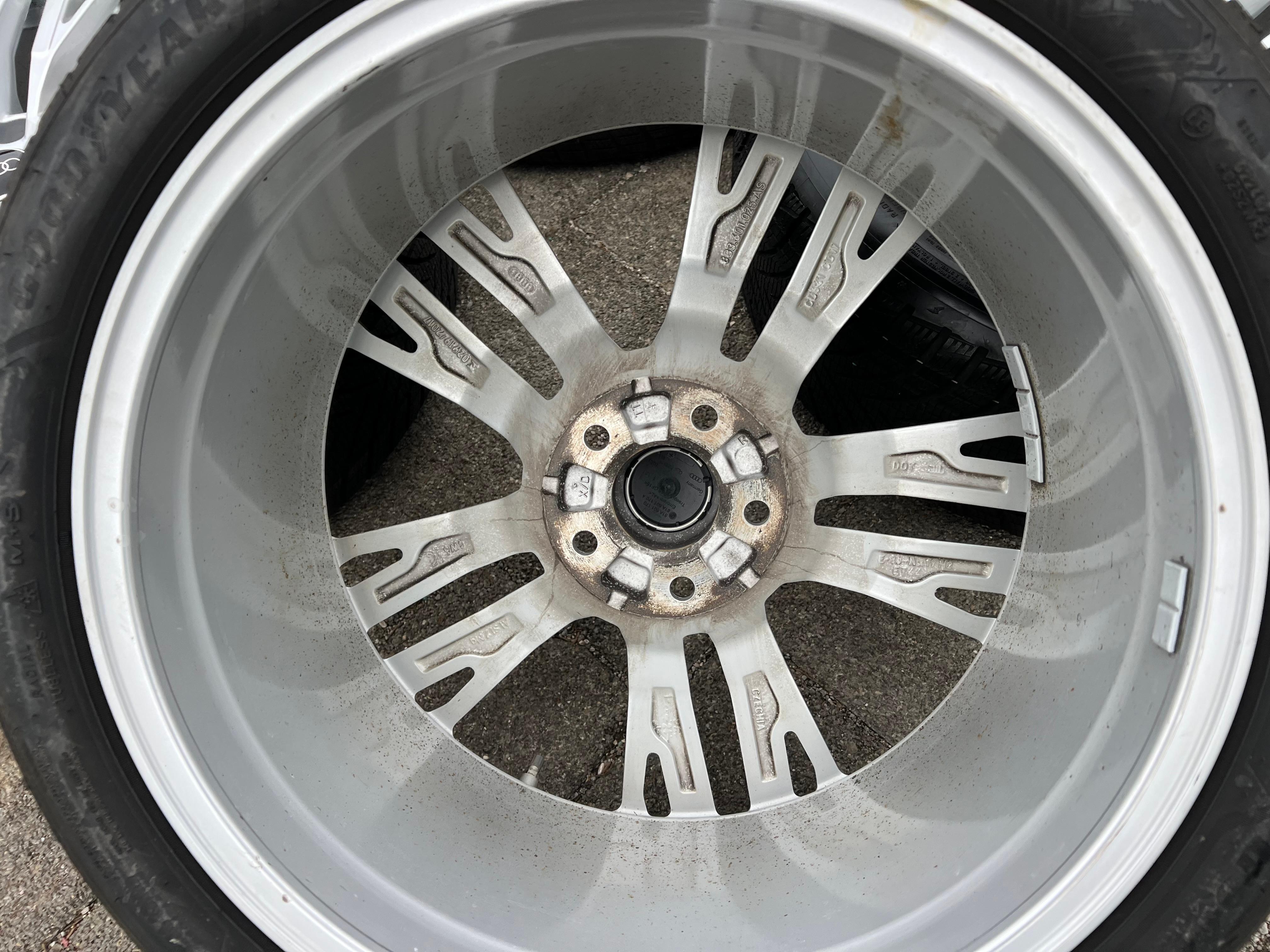 4 ORIGINAL 19" ALU WINTERRÄDER AUDI A5 S5 FU2 B10 8B3601025AS 245/40R19 98H 2024