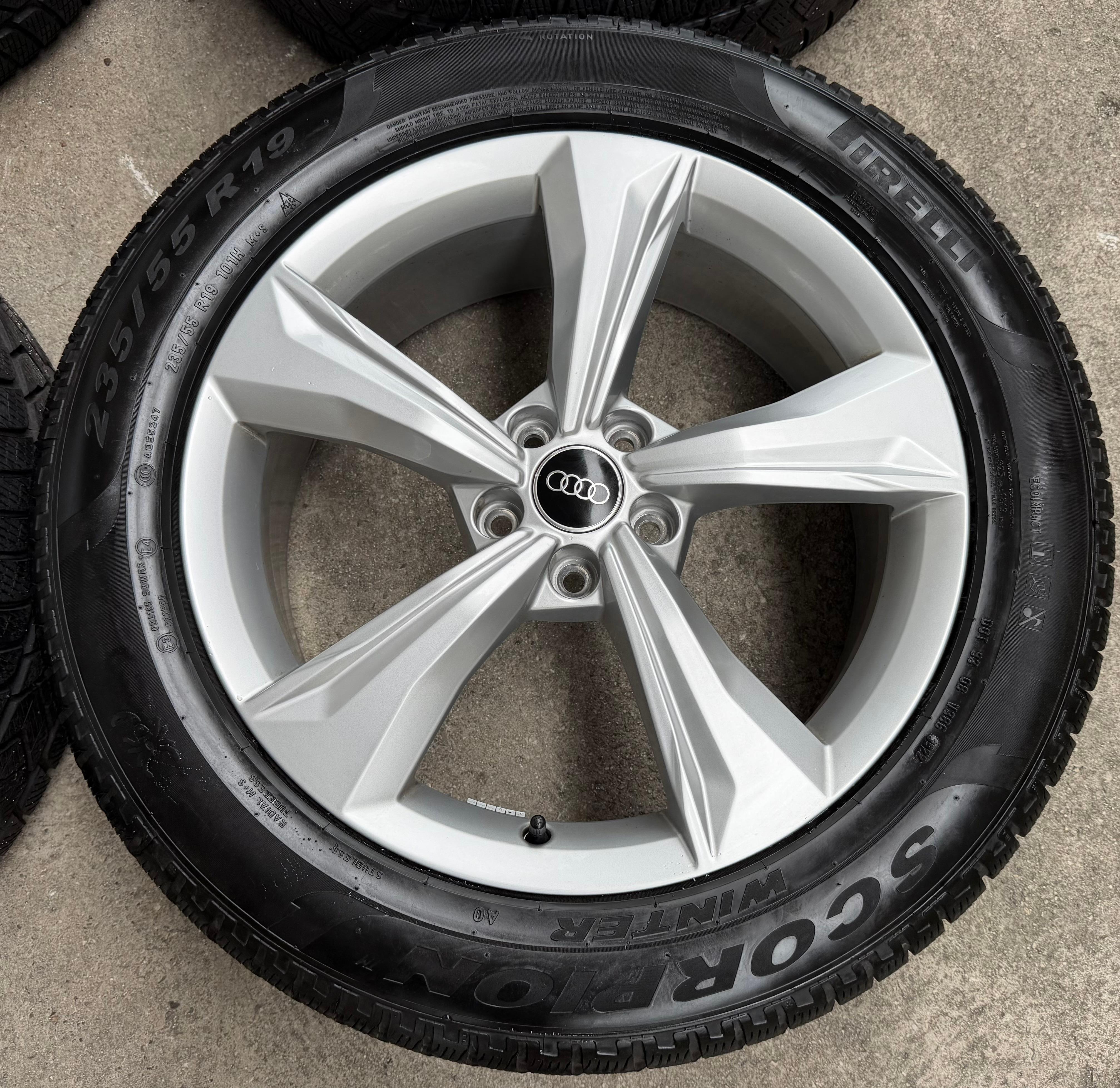 4 ORIGINAL 19" ALU WINTERRÄDER AUDI Q5 SQ5 FY 80A601025K 235/55R19 101H 2022 FREIHAUS