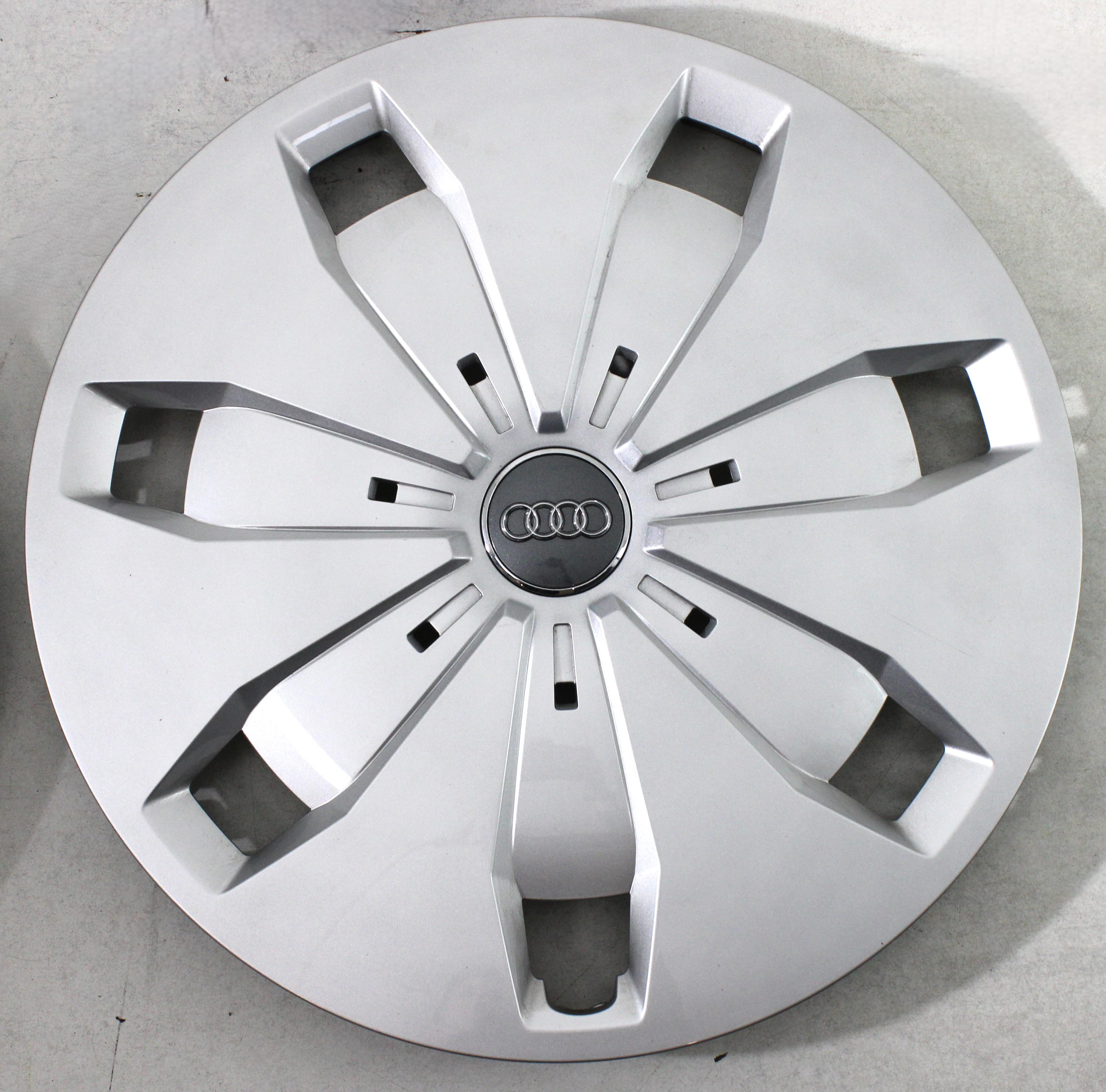 4x Original 16" Radkappen Audi A3 A4 Q2 81A601147 16 Zoll Radblenden