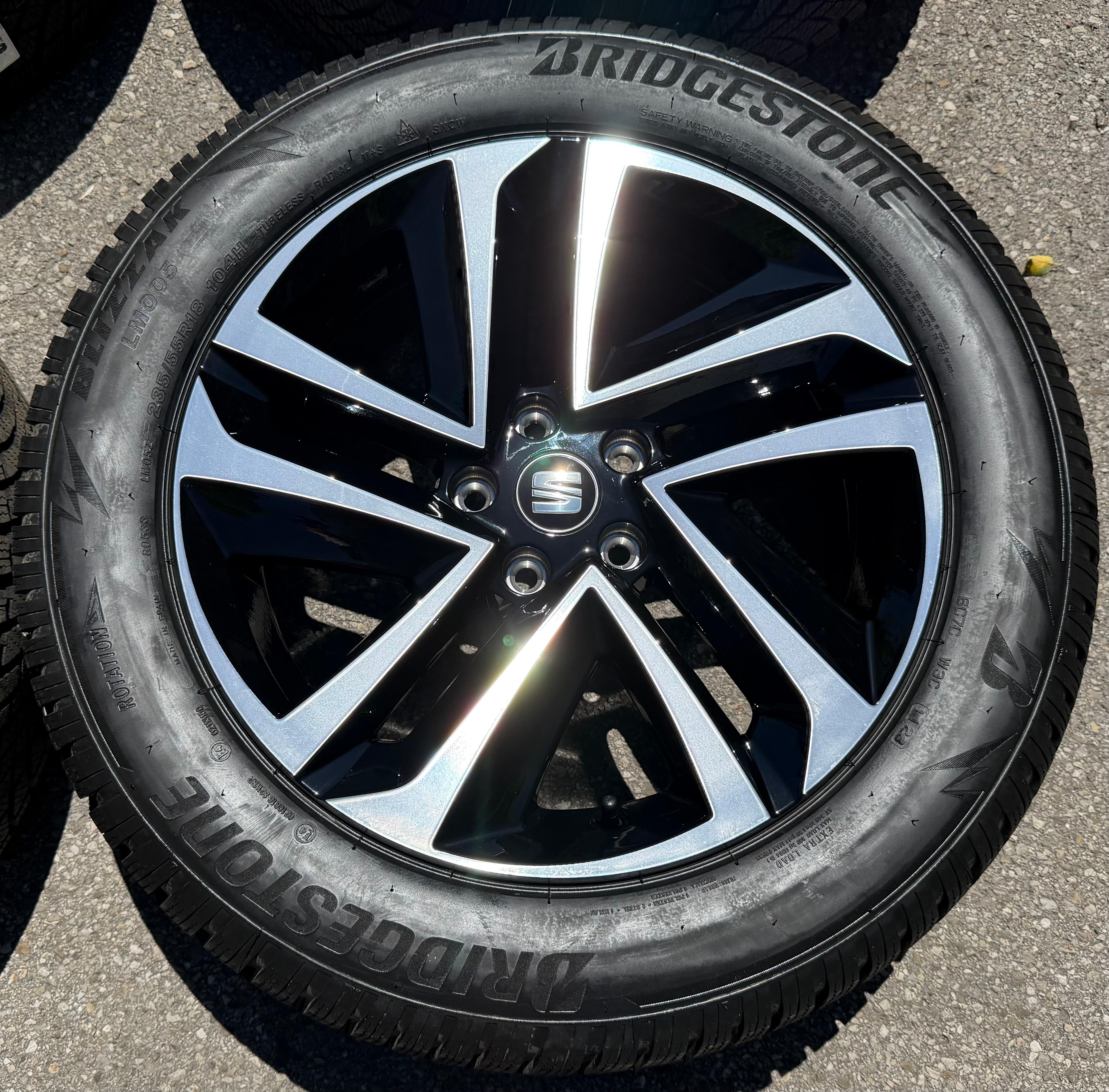 4 Original 18" Alu Winterräder Seat Tarraco 5FJ601025C 235/55R18 104H Bridgestone NEU