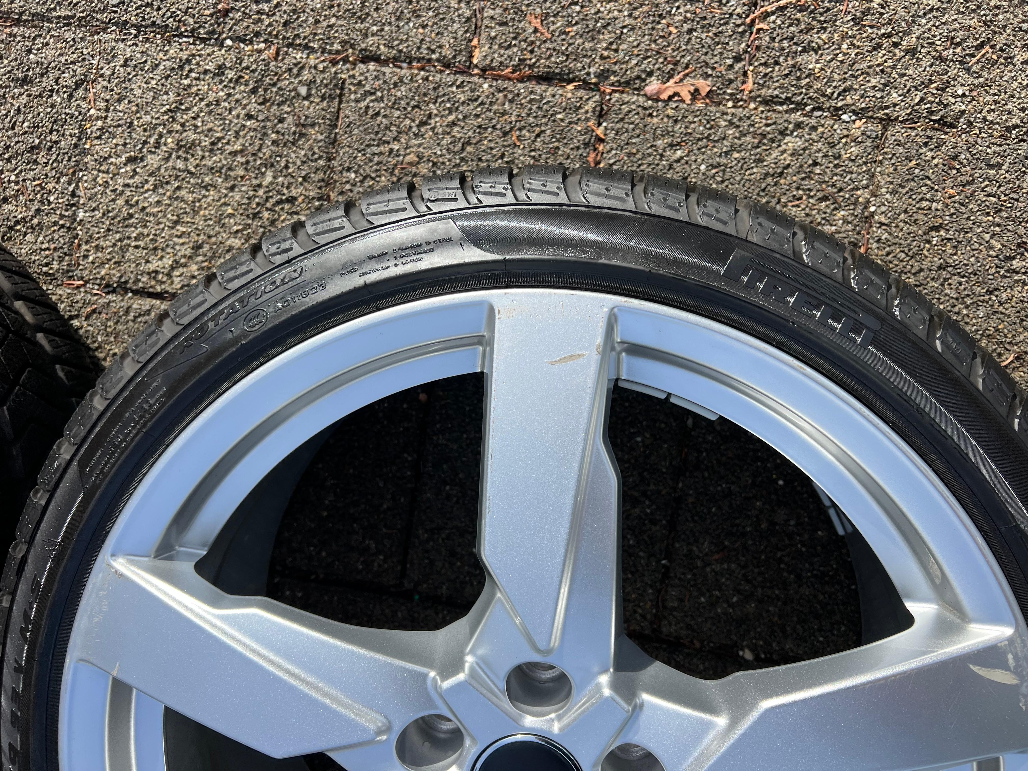 4 LLANTAS DE INVIERNO ORIGINALES DE ALUMINIO 19" AUDI TT TTS 8S 8S0601025AG 225/40R19 93V ENTREGA GRATUITA