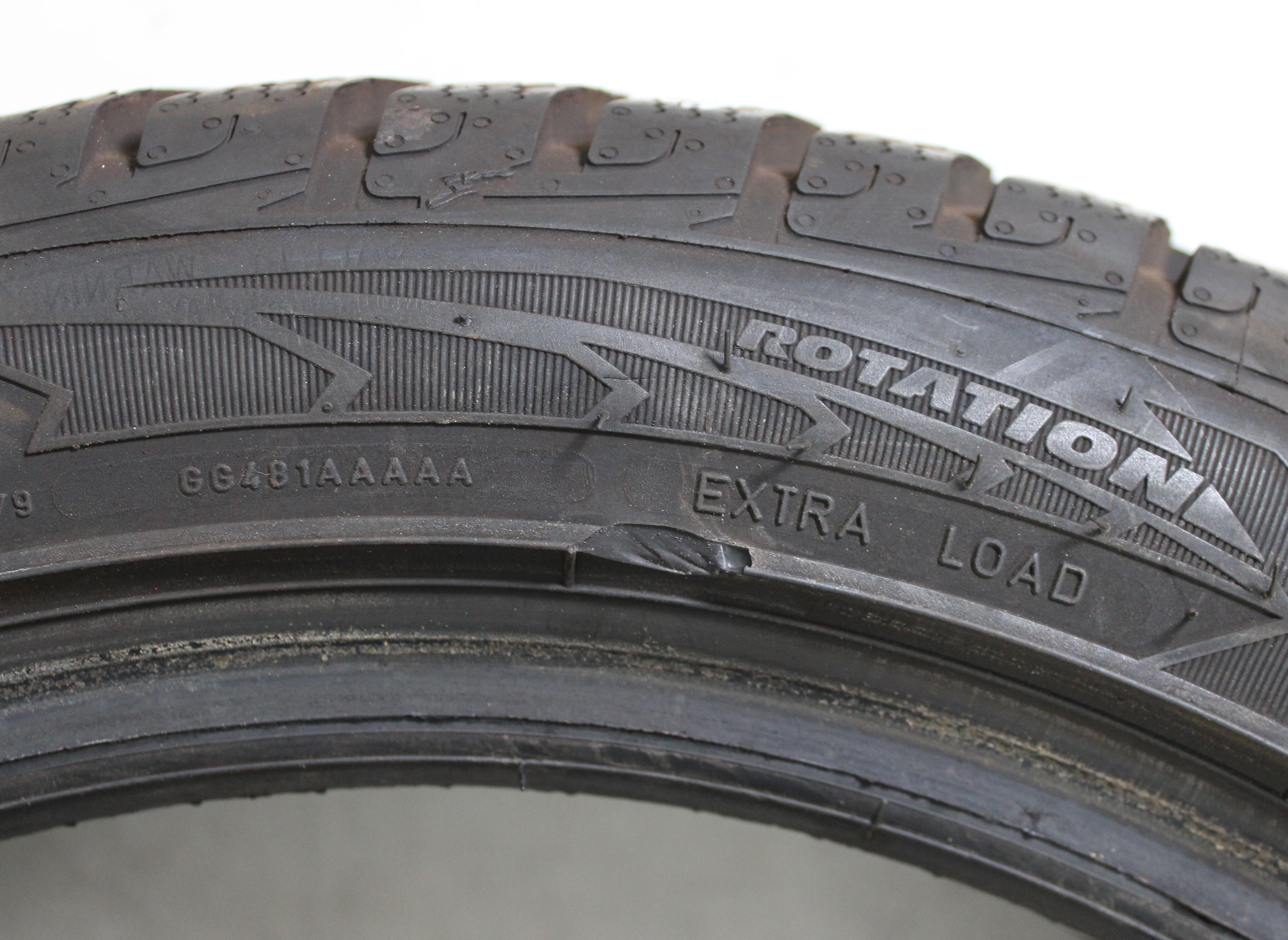 2 x 215/45R16 90V pneus hiver Goodyear Ultra Grip Performance GEN-1 7mm 2018