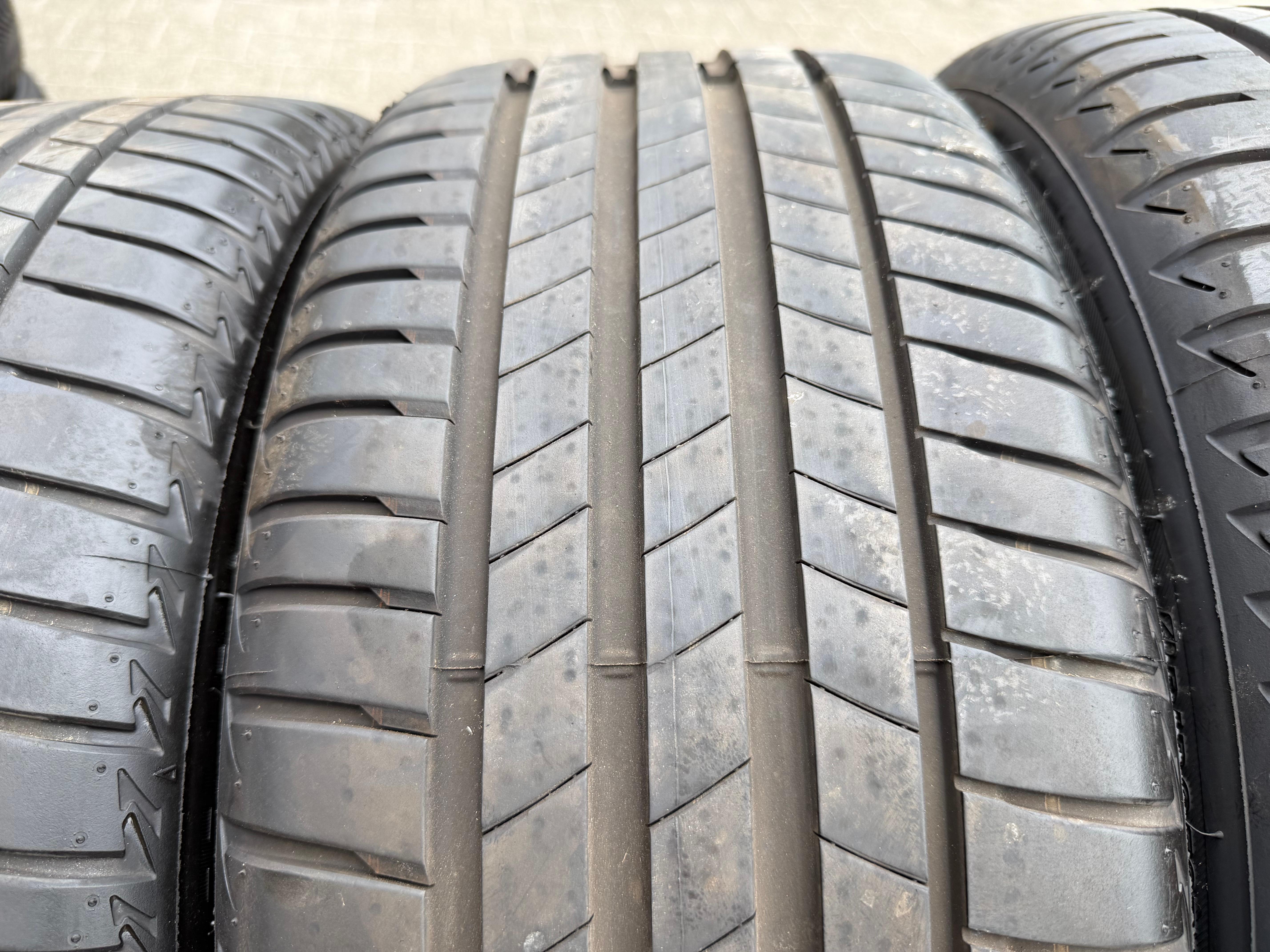 4 Original 17" Alu Sommerräder Audi A3 S3 8V 8V0601025CT 225/45R17 91Y