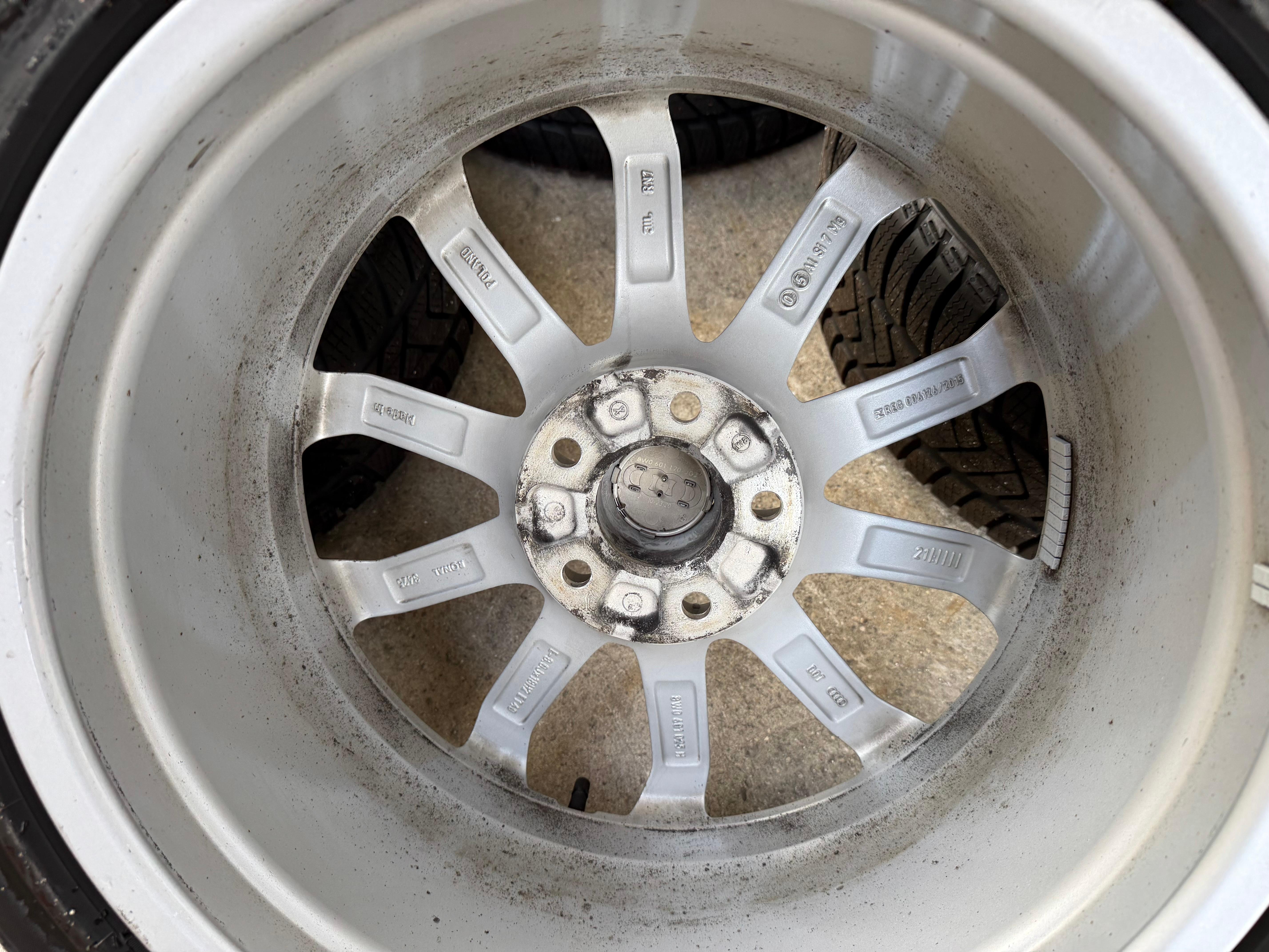 4 Original 18" Alu Winterräder Audi A4 S4 8W B9 8W0601025H 245/40R18 97V 2020