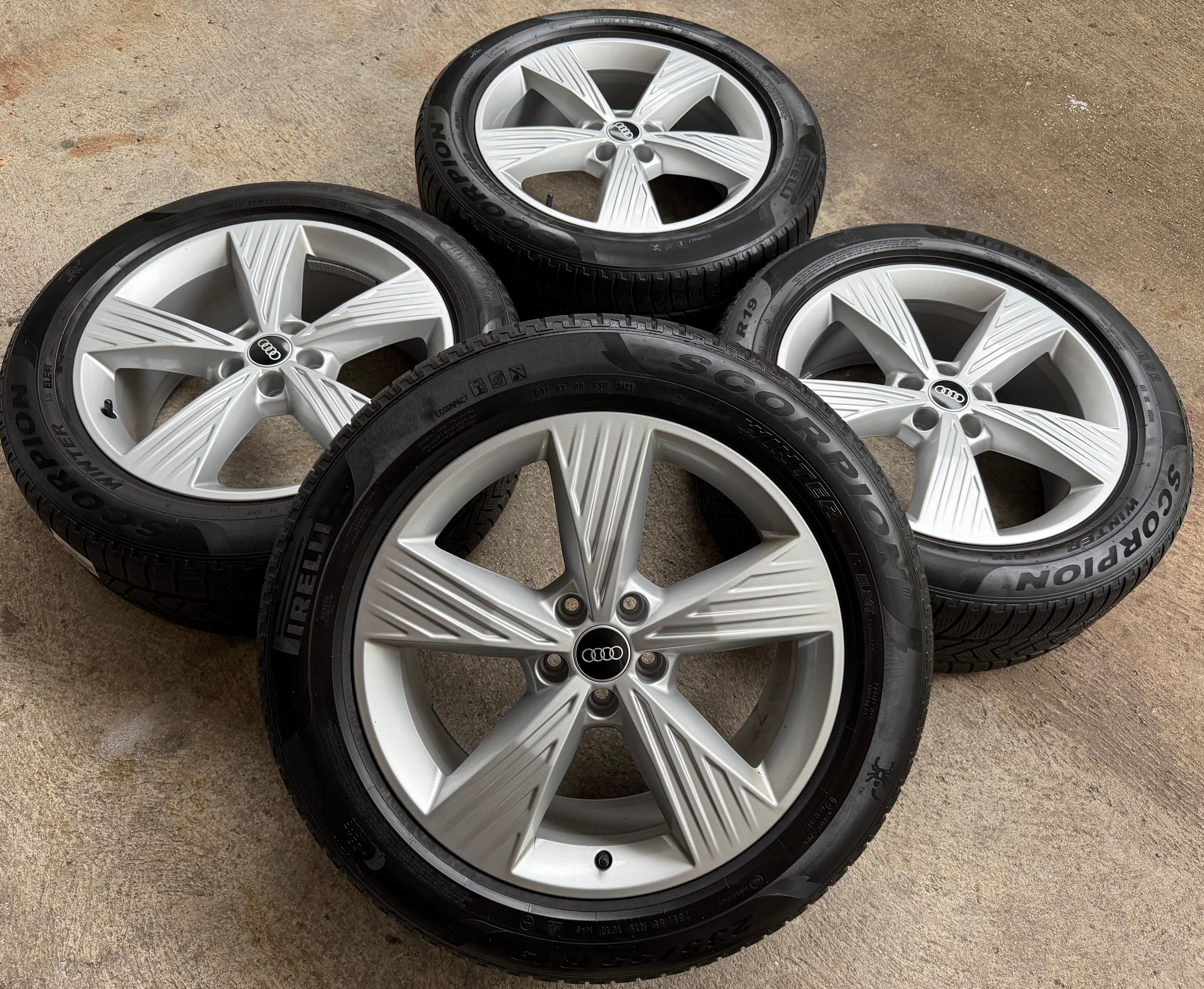 4 ORIGINAL 19" ALU WINTERRÄDER AUDI Q4 E-TRON 235/55R19 101T 255/50R19 103T TOP