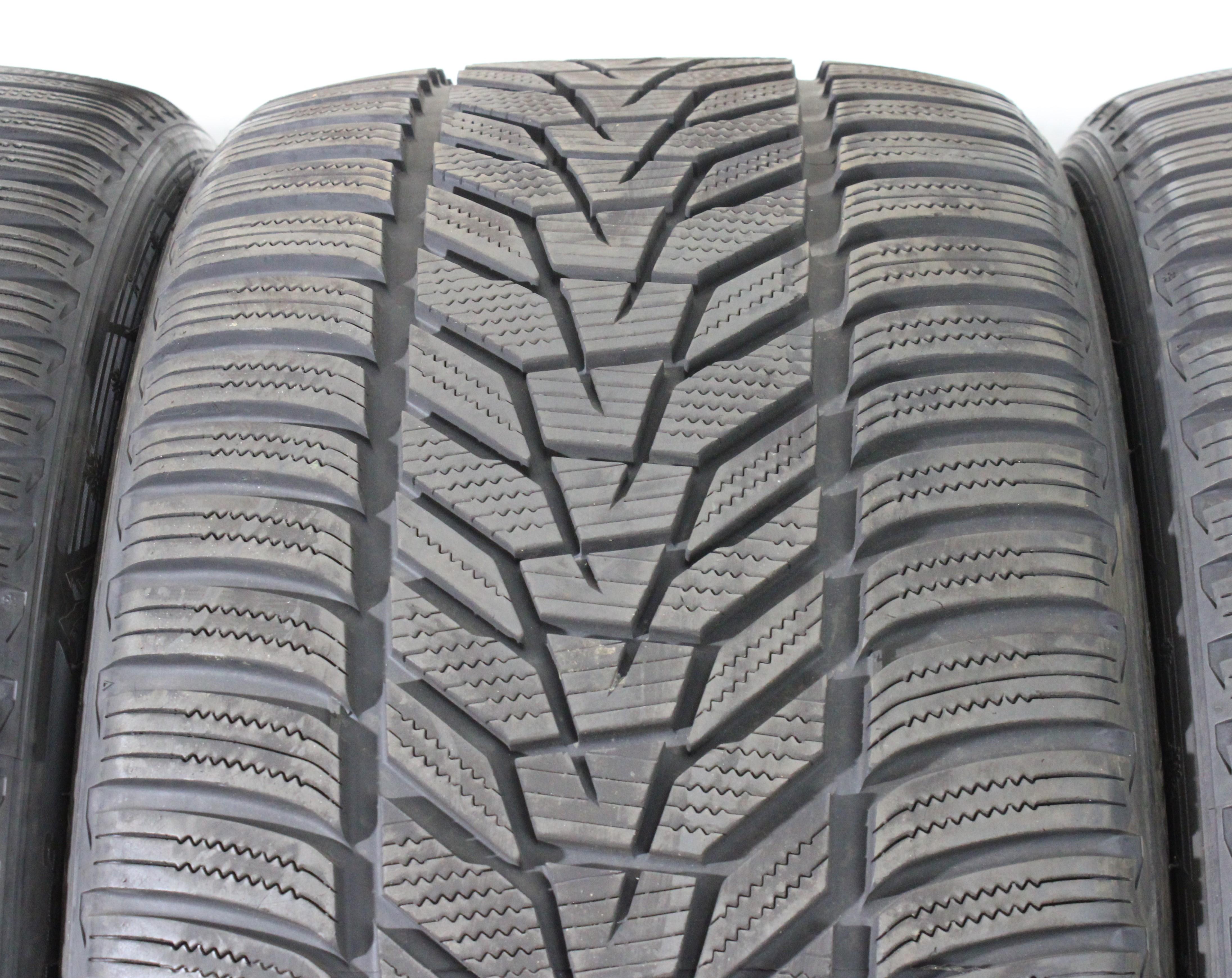 2 x 245/40R20 99W 2 x 275/35R20 102W Neumáticos de invierno Hankook Winter I*Cept Evo 3 7mm 2021
