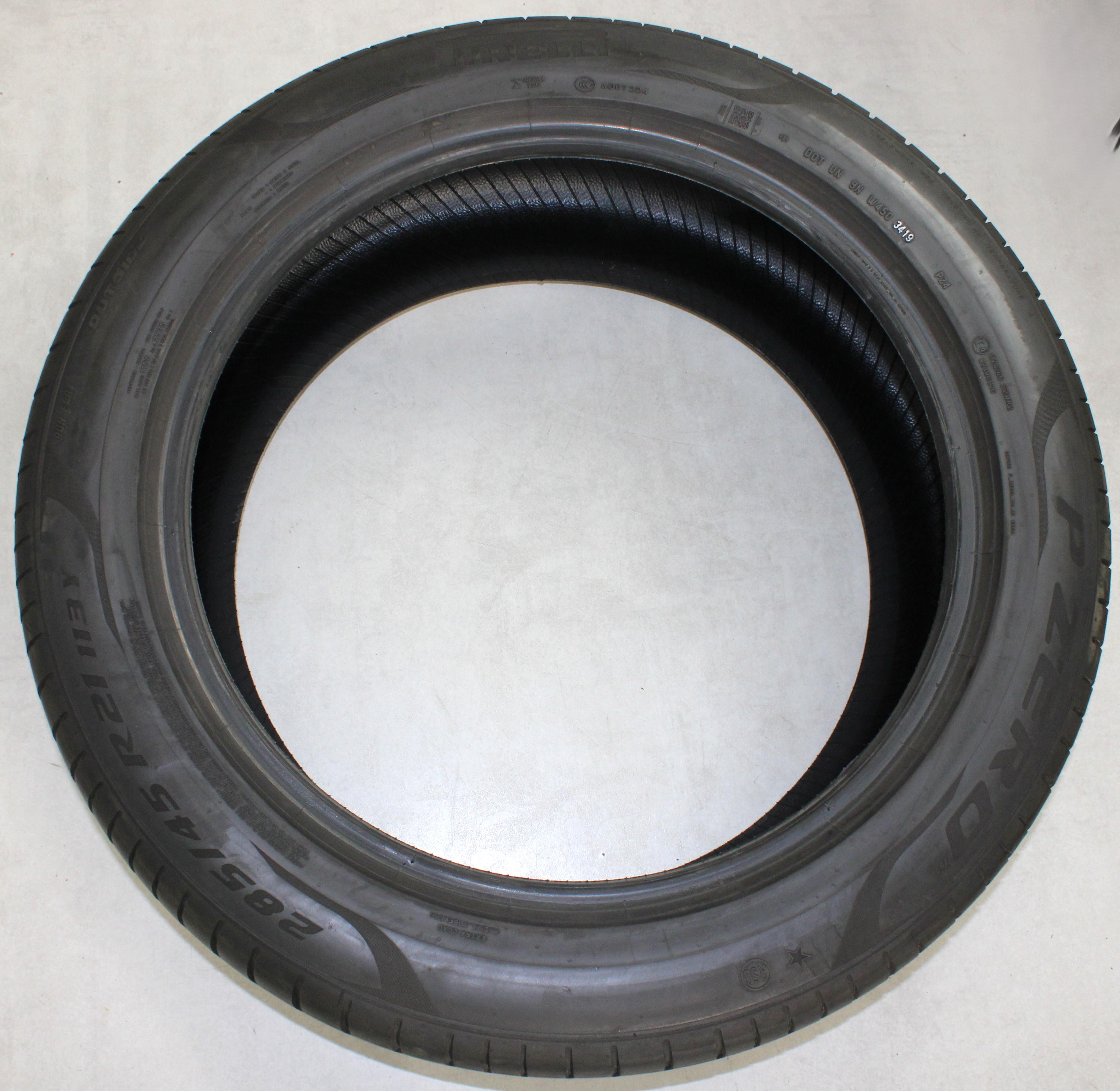 1 x 285/45R21 113Y Sommerreifen Pirelli Pzero PZ4 Runflat 5-5,5mm 2019 *