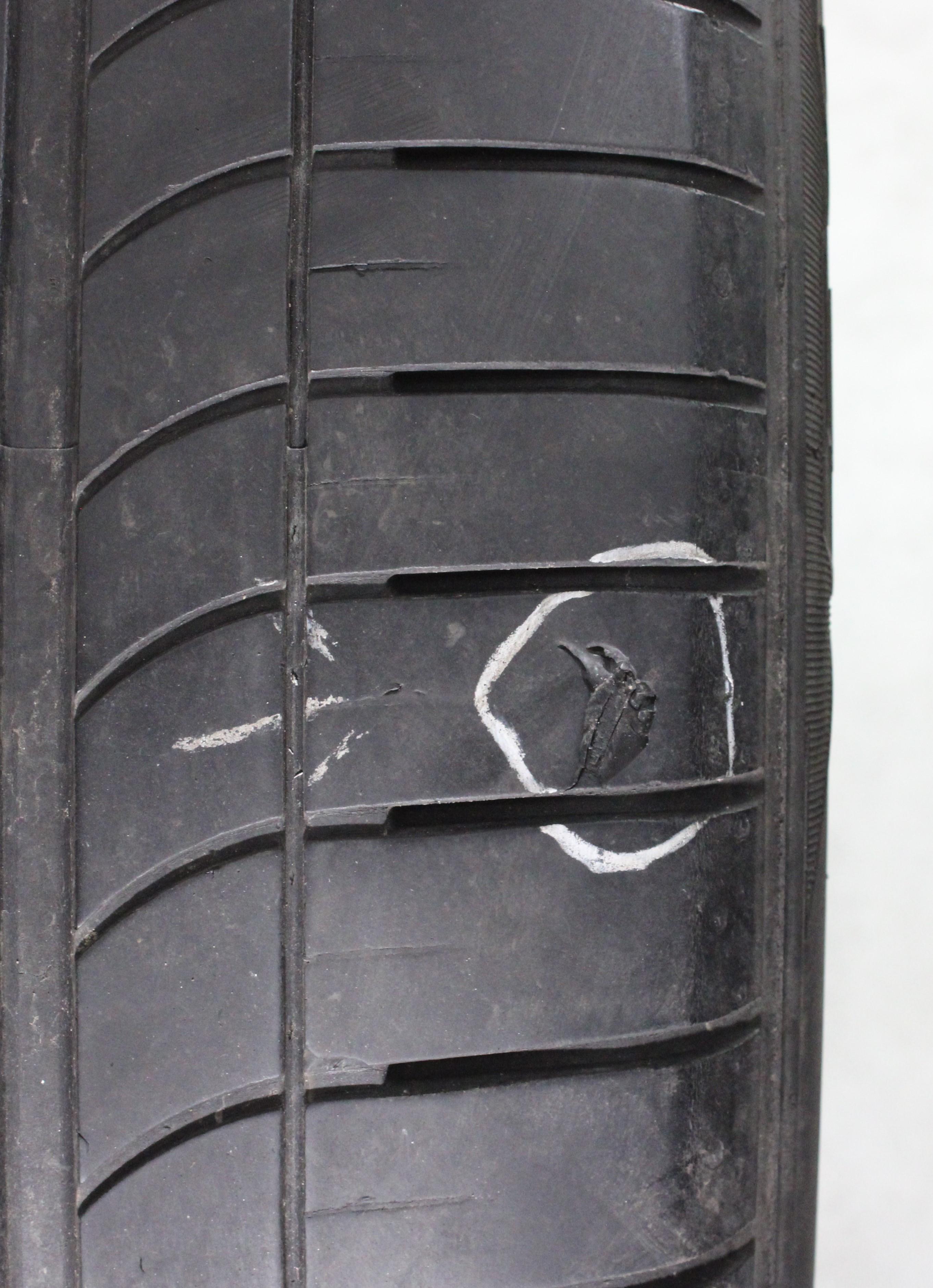 2 x 255/50R19 107W Sommerreifen Goodyear Eagle F1* SUV.4x4 Runflat 4,5-5mm 2014