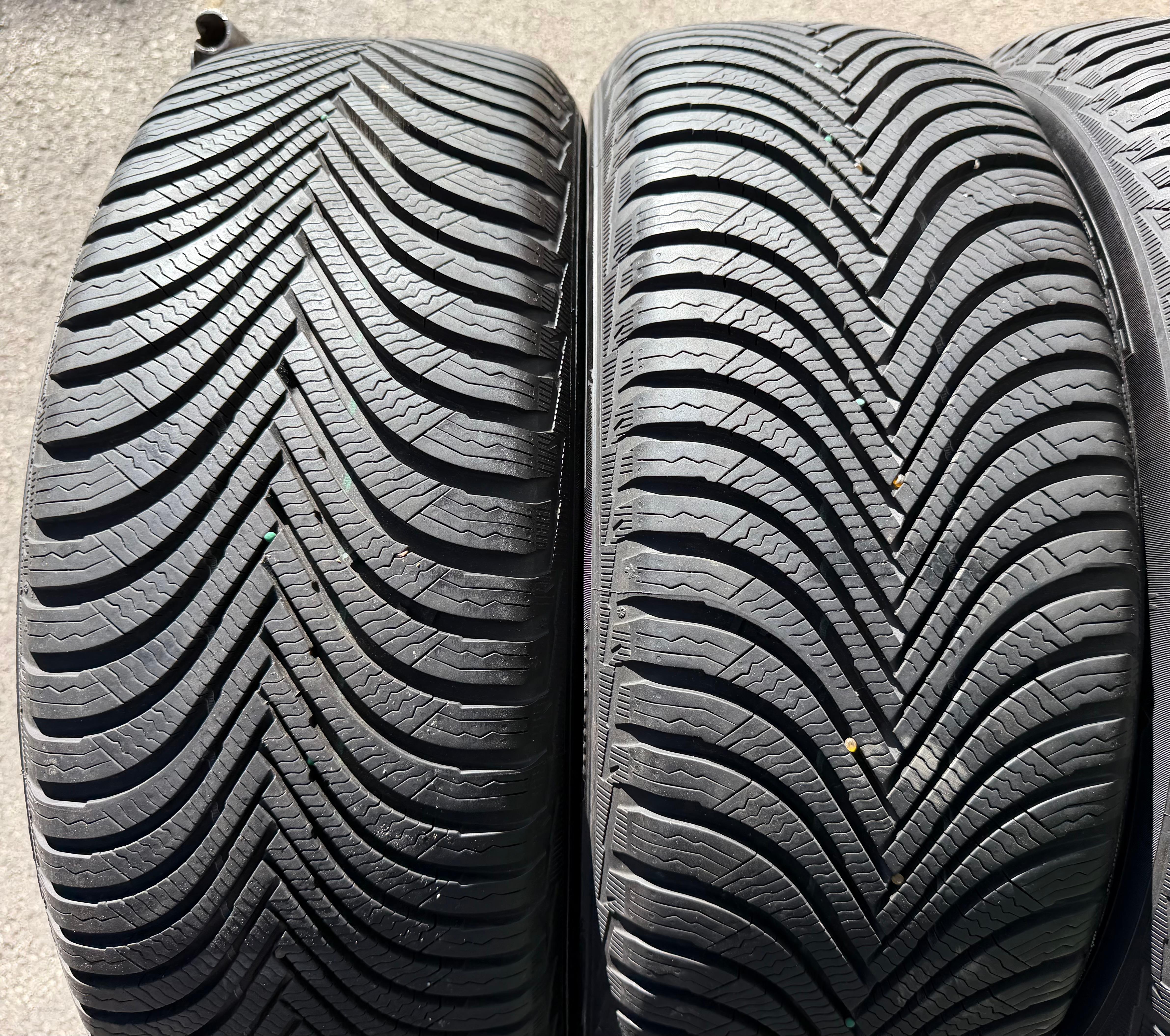 4 ruedas de invierno de aleación originales de 17" para AUDI A4 ALLROAD 8W B9 225/55R17 97H 8W9601025D