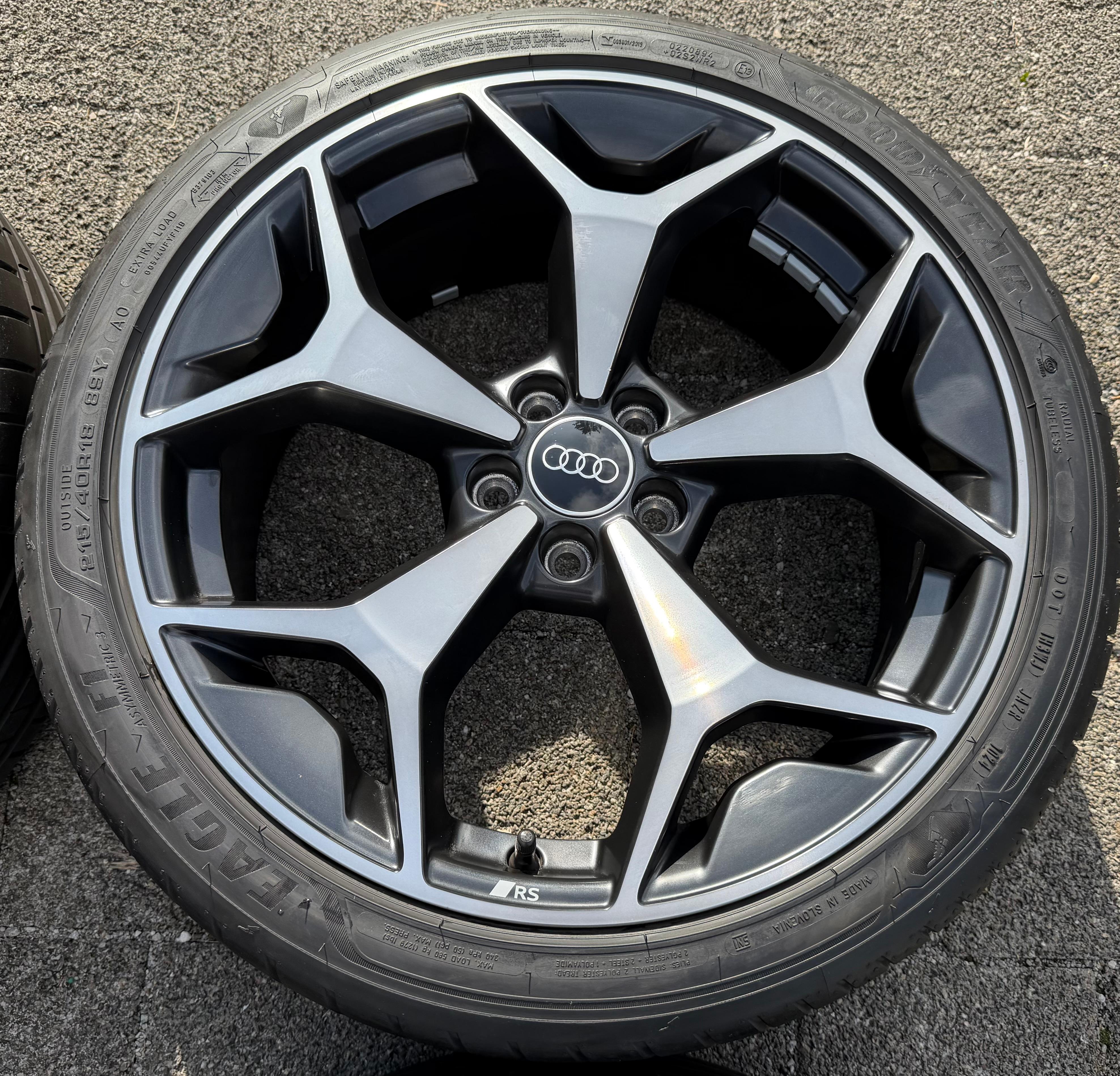 4 Original 18" Alu Sommerräder Audi A1 S1 GB 82A601025AS 215/40R18 89Y Goodyear