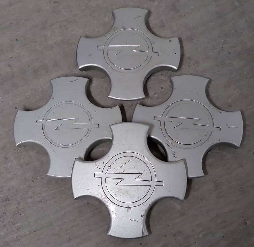 4 ORIGINAL OPEL NABENDECKEL 90306690 FREIHAUS