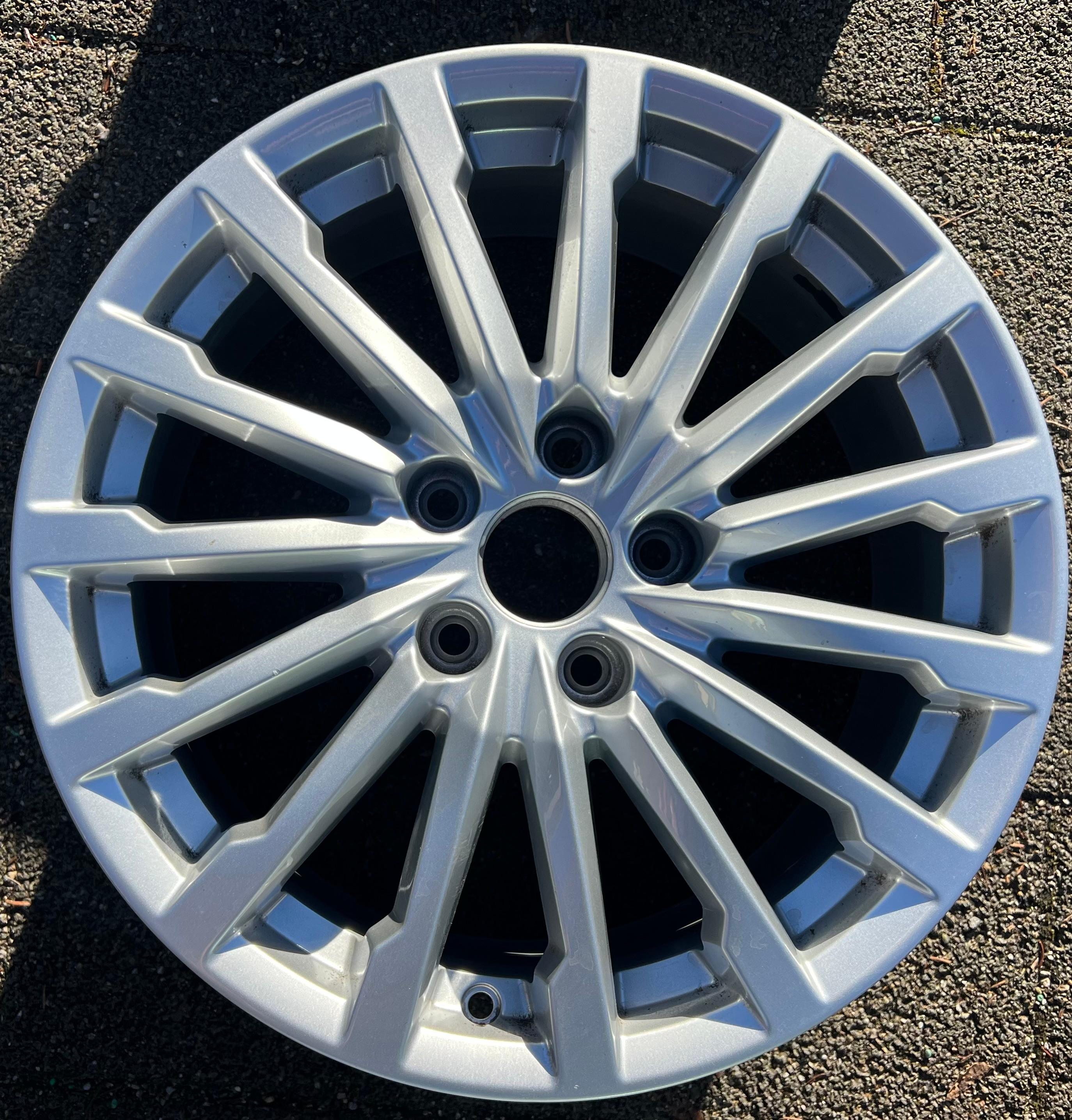 1 X ORIGINAL 17" ALUFELGE FELGE AUDI Q2 GA GAB 81A601025A 7x17 ET45