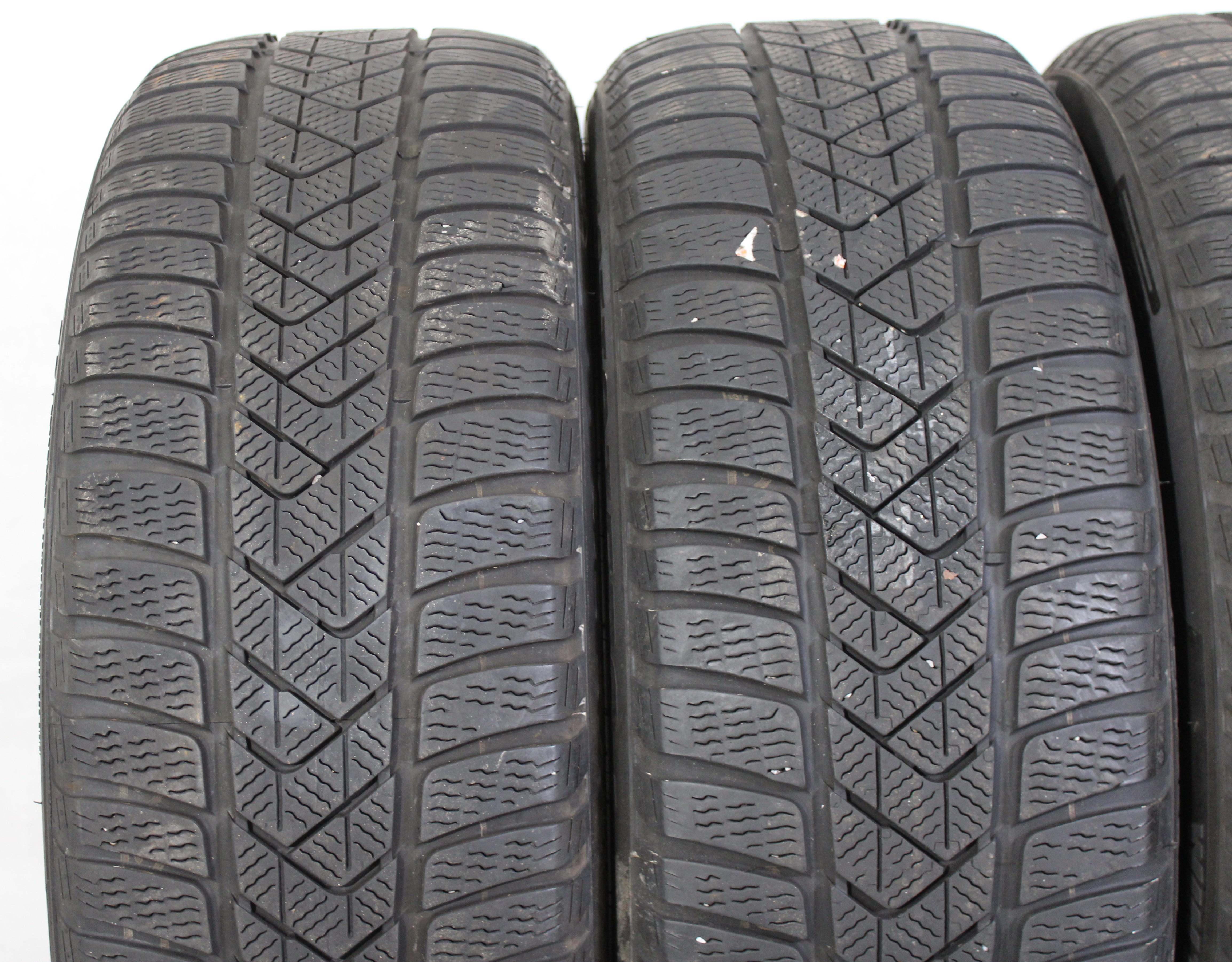 4 x 225/45R19 96V Winterreifen Pirelli Sottozero 3 Runflat 6mm 1x2018/3x2019 *