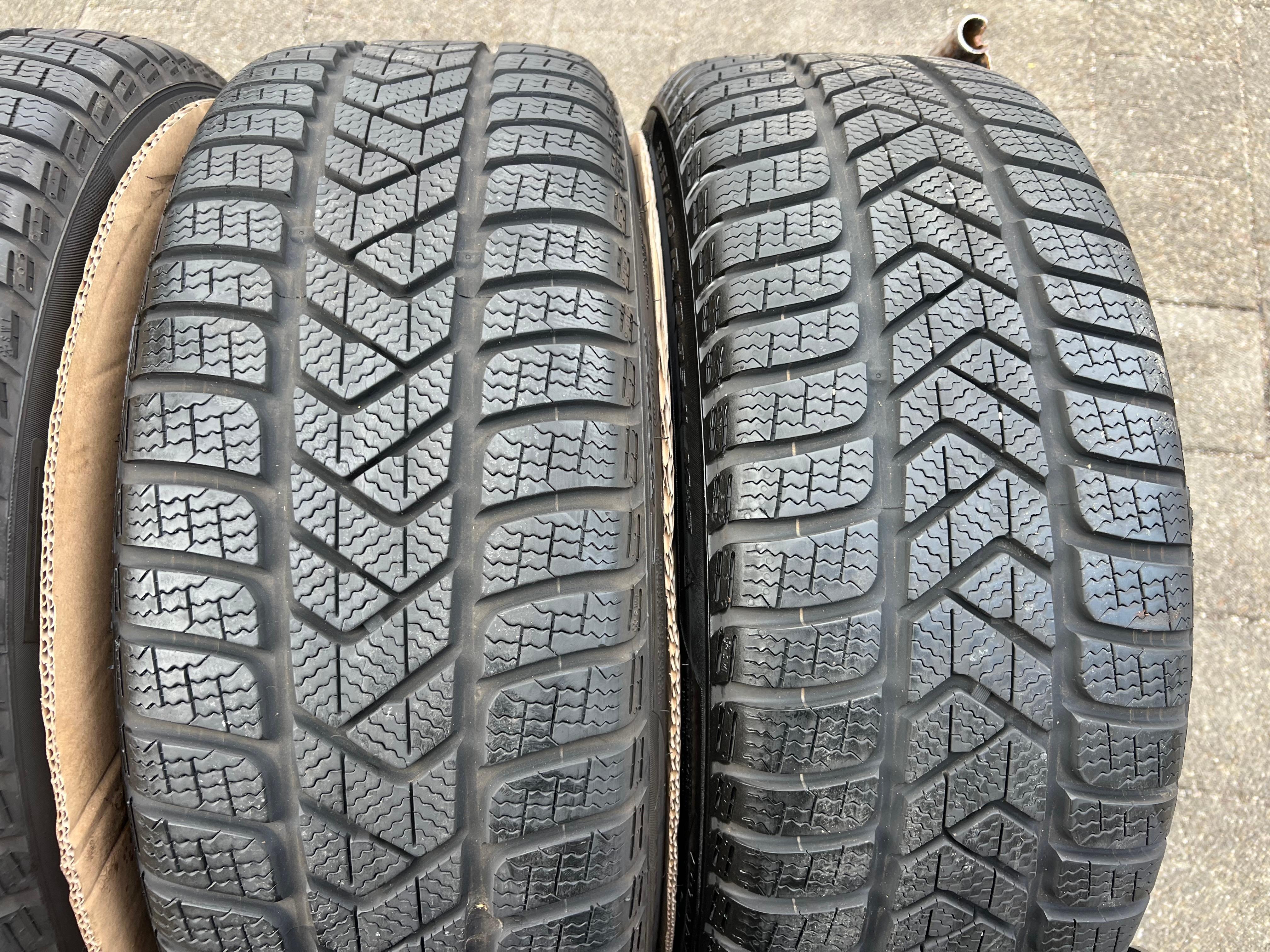 4 ORIGINAL 19" ALU WINTERRÄDER AUDI TT TTS 8S 8S0601025AG 225/40R19 93V PIRELLI