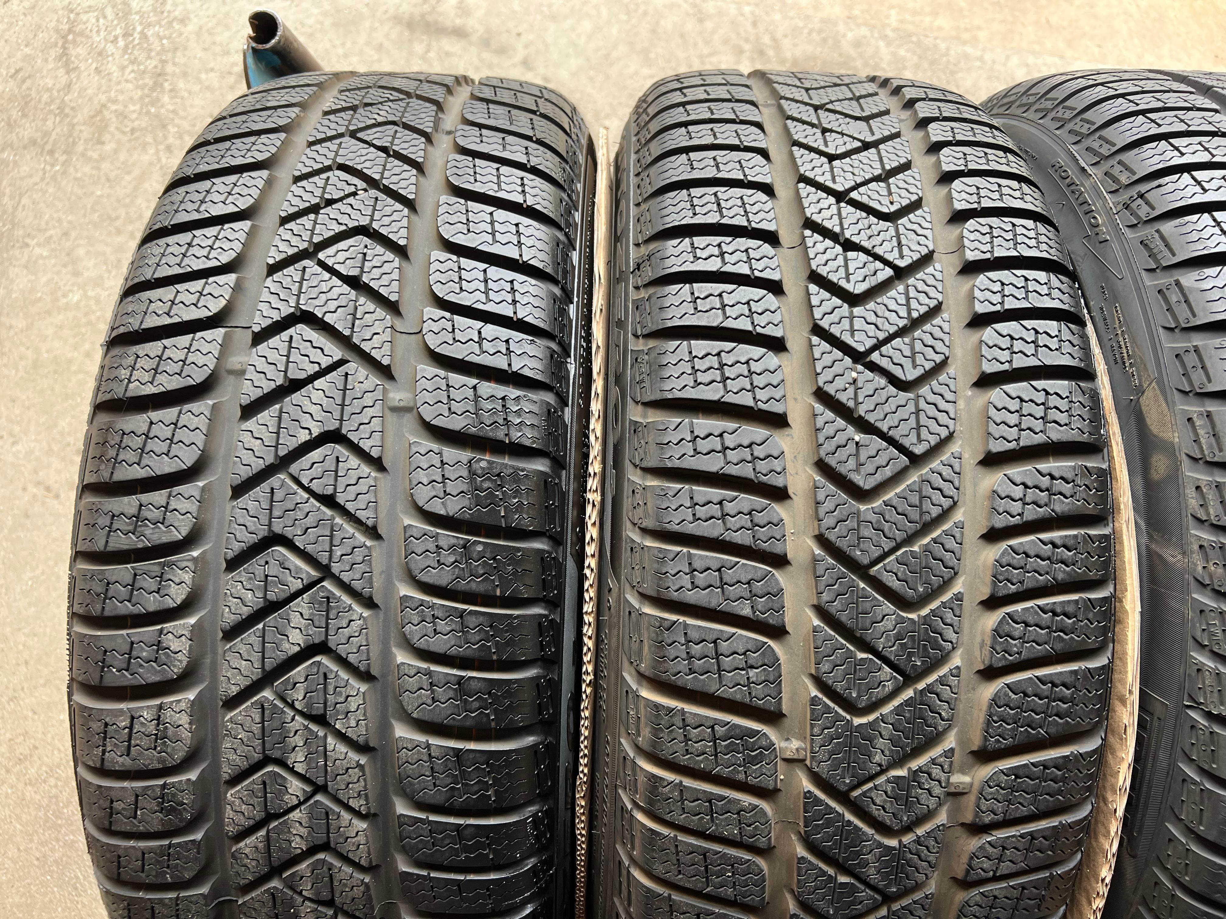 4 ORIGINAL 19" ALU WINTERRÄDER AUDI TT TTS 8S 8S0601025AG 225/40R19 93V PIRELLI