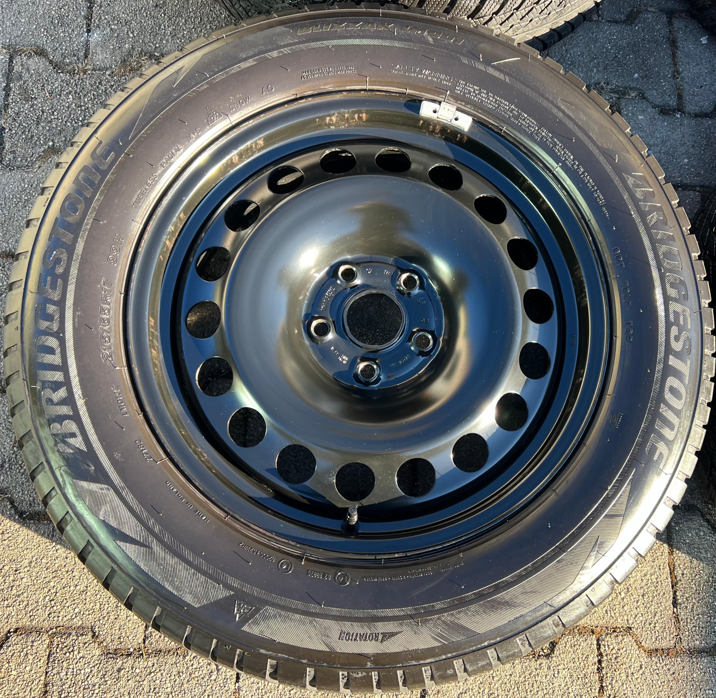 4 WINTERRÄDER AUDI Q3 F3 SEAT TARRACO SKODA KODIAQ VW TIGUAN II 5NA 215/65R17 99H FREIHAUS