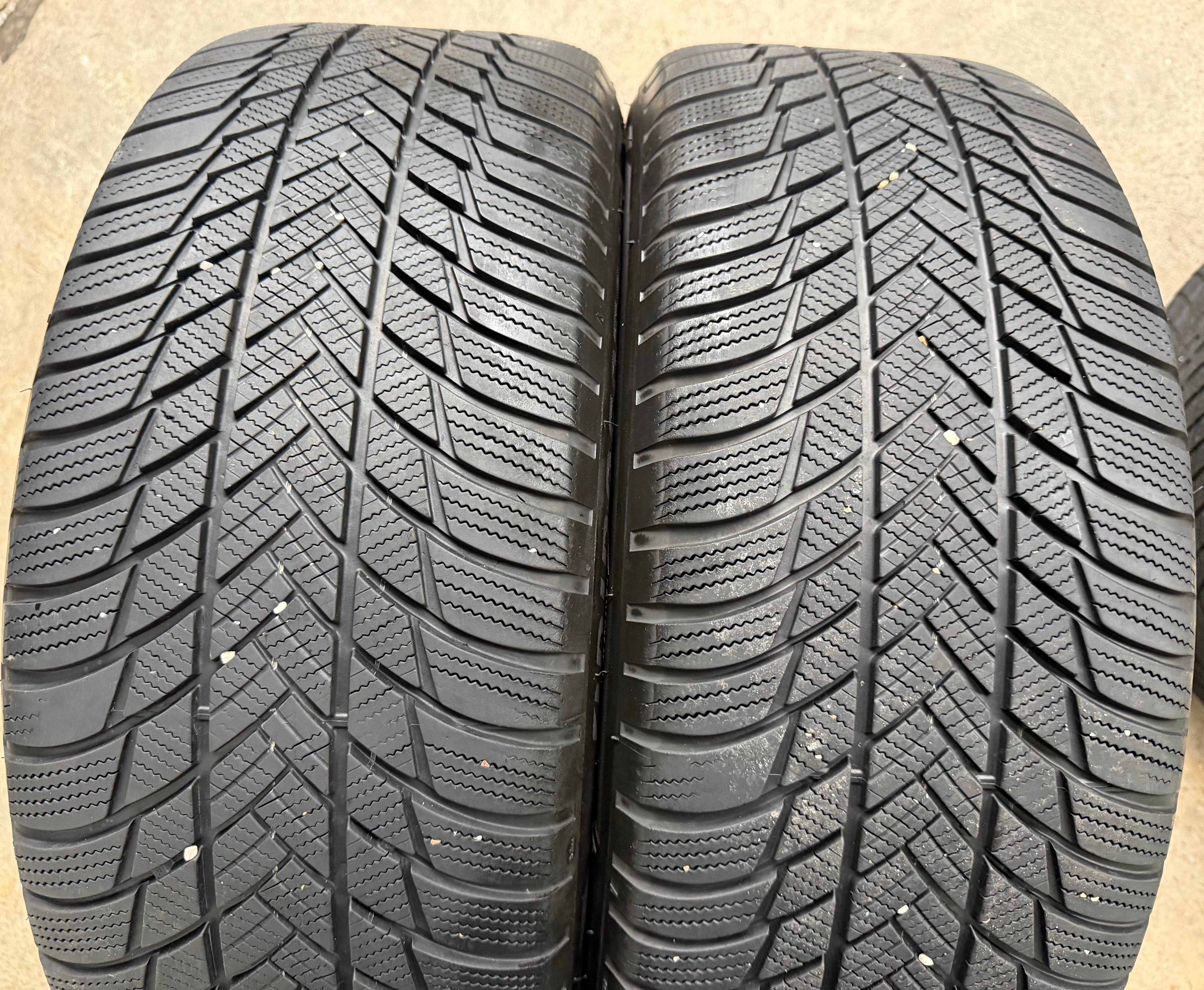 2 x 235/50R19 99H Winterreifen Bridgestone Blizzak LM001 5,5-6mm 2021