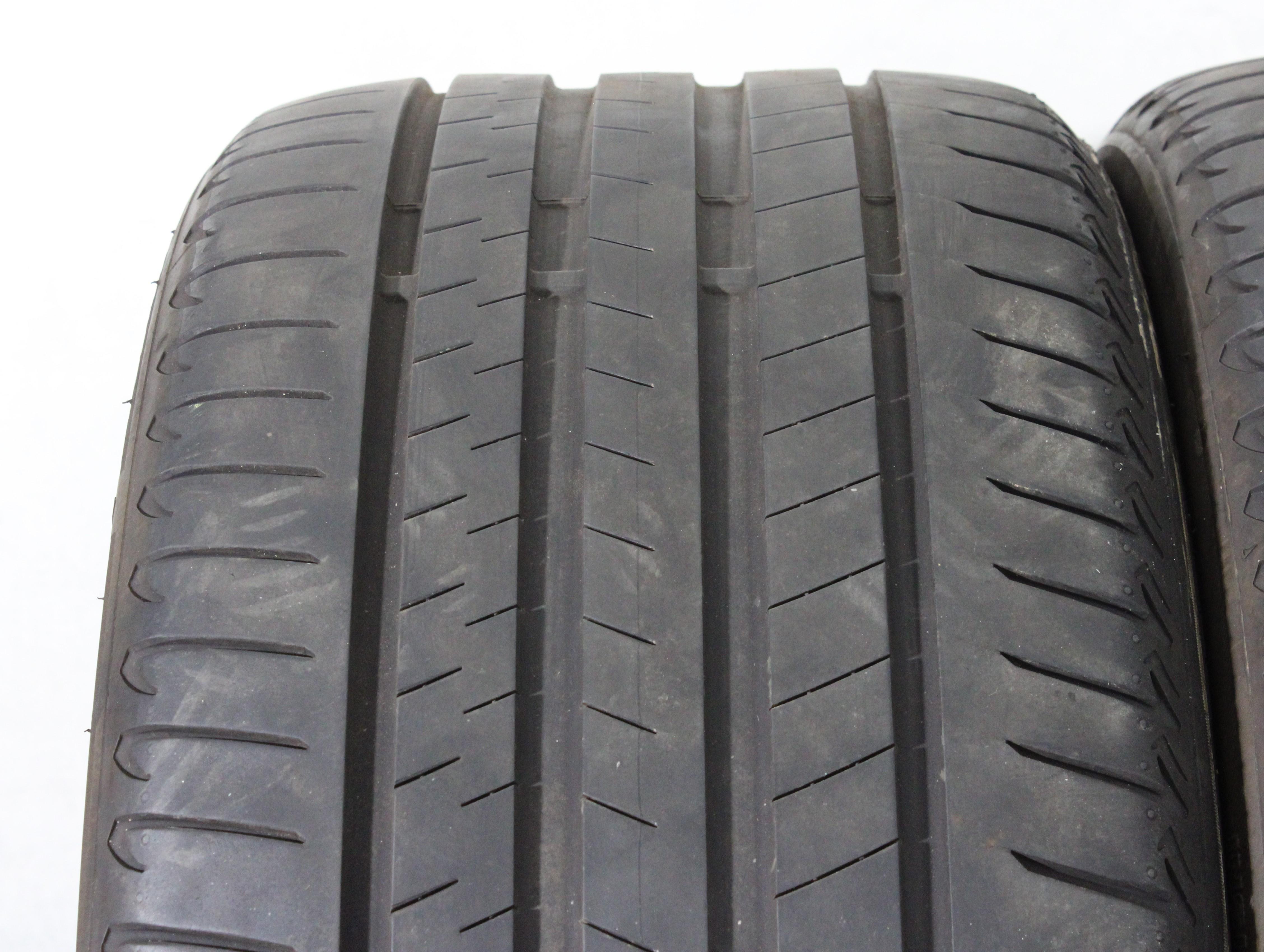 2 x 275/35R21 103Y Sommerreifen Bridgestone Alenza 001* Runflat in der Mitte 4-4,5mm und auf den Schultern 5-5,5mm. 2021