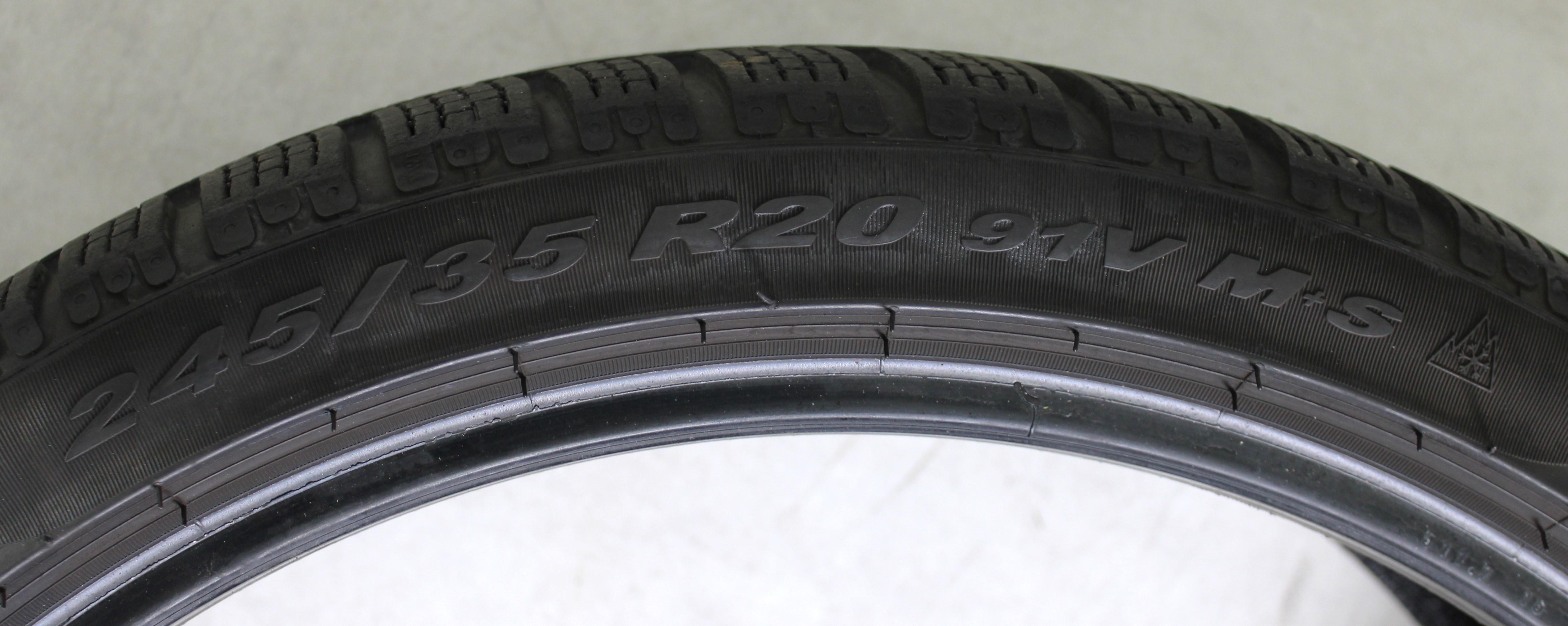 2 x 245/35R20 91V pneus hiver Pirelli Sottozero Winter 240 série 2 4,5-5mm 2017 N0