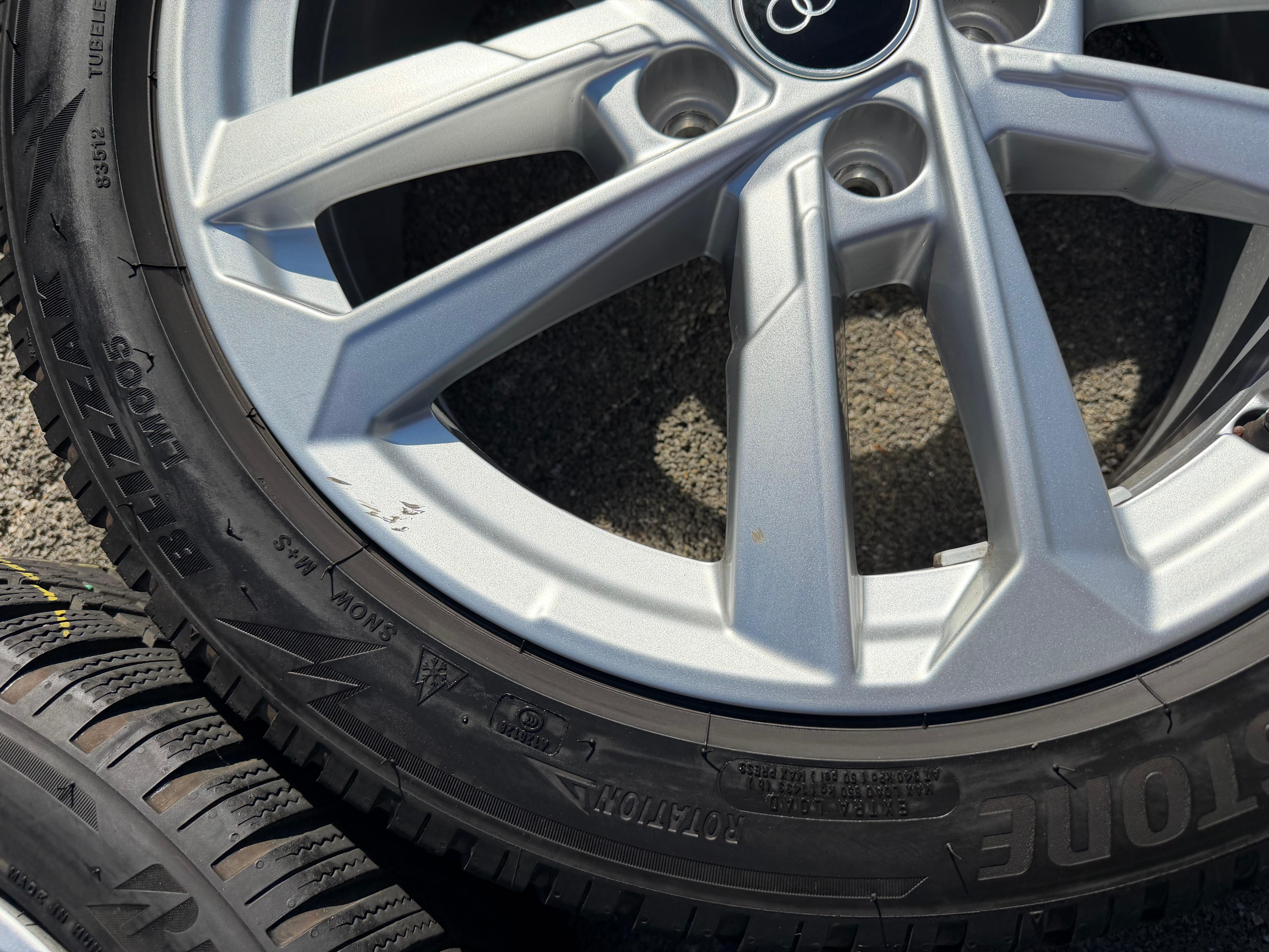 4 Original 17" Alu Winterräder Audi A3 S3 8Y 8Y0601025L 205/50R17 93H Bridgestone 2022