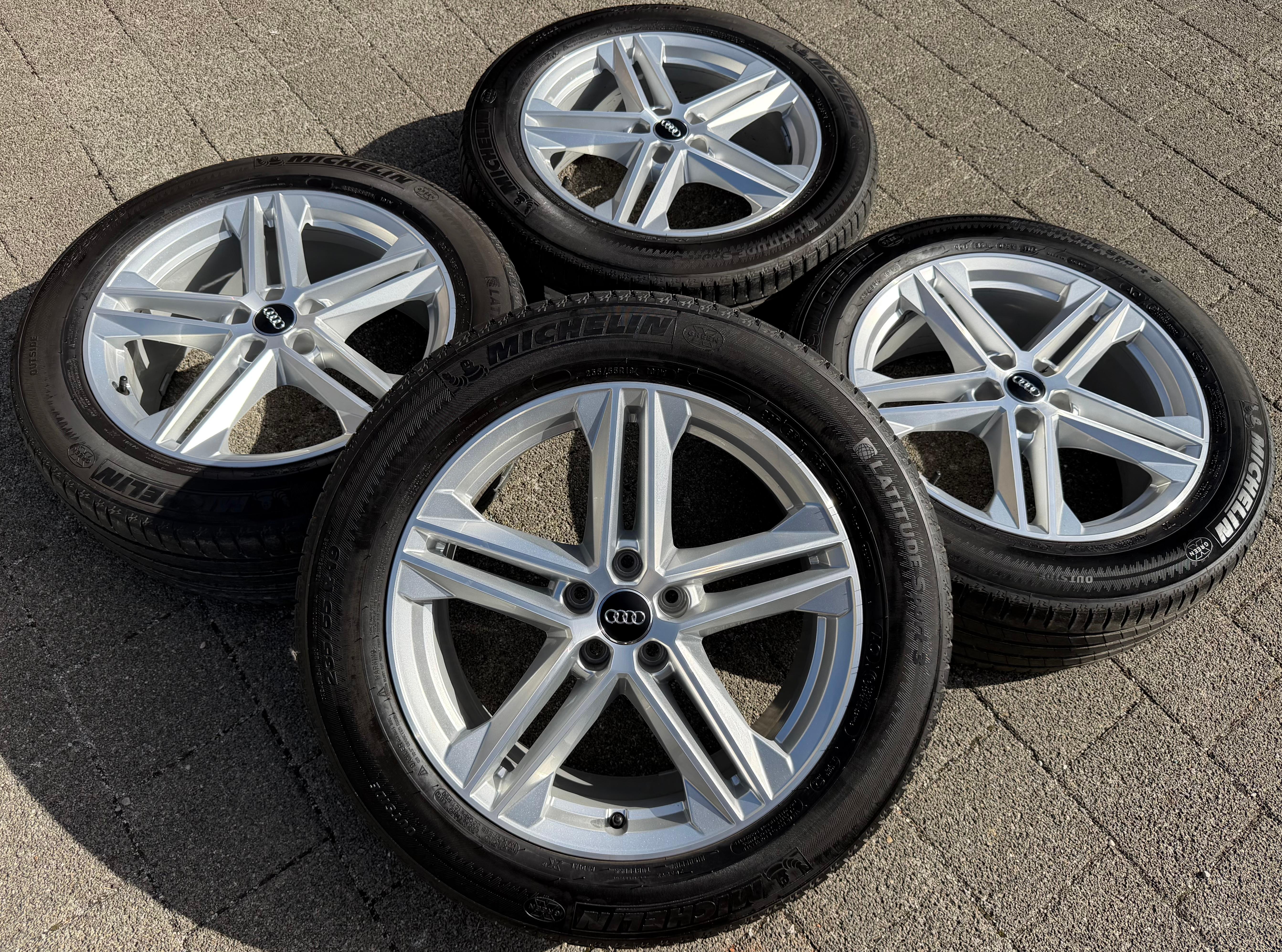 4 ruote estive complete originali in lega da 19" Audi Q5 SQ5 FY 80A601025G 235/55R19 101W Michelin