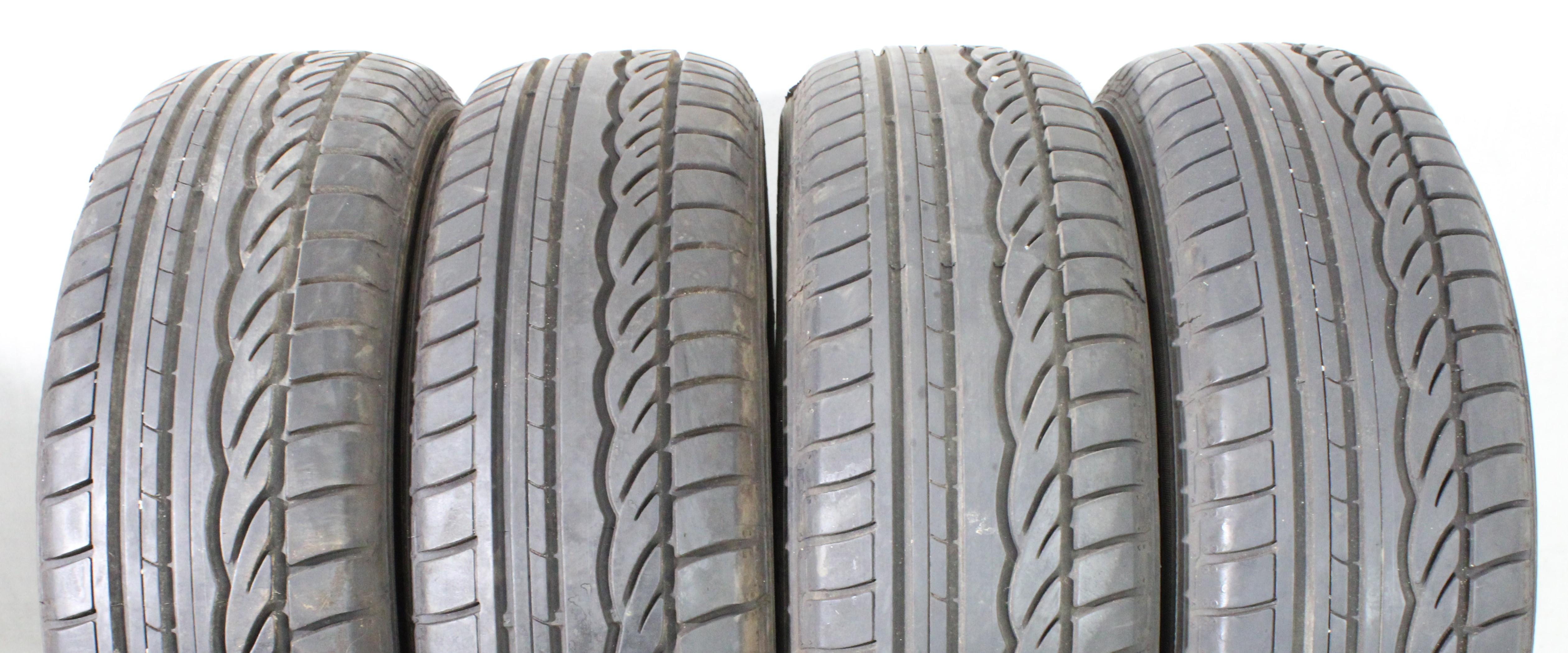 4 neumáticos de verano Dunlop SP Sport 01, 185/65R15 88T, 2x5-5,5 mm/2x5,5-6 mm, 2012
