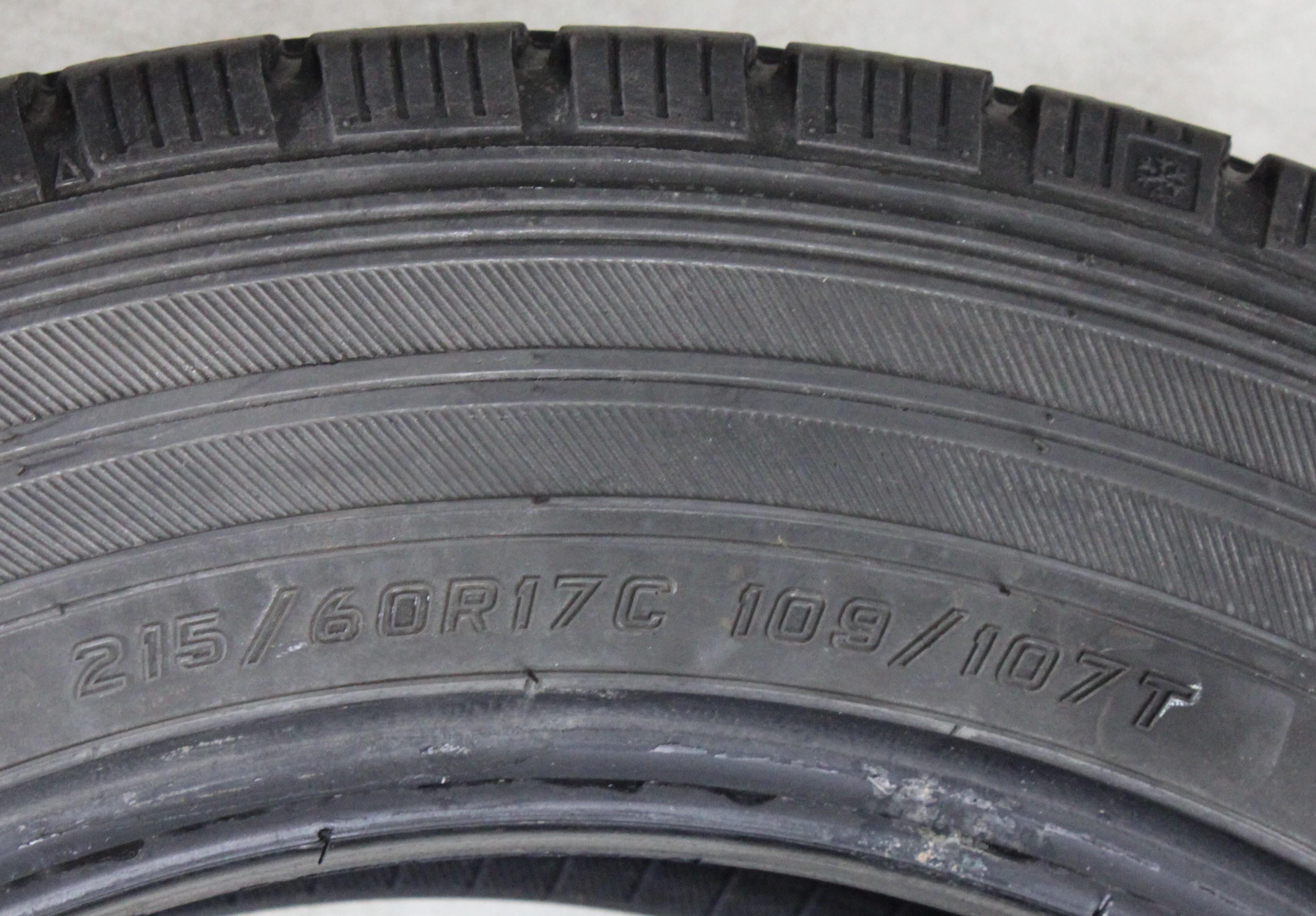 4 x 215/60R17C 109/107T winterbanden Falken Eurowinter Van01 2x5,5-6mm/2x6-6,5mm 2019