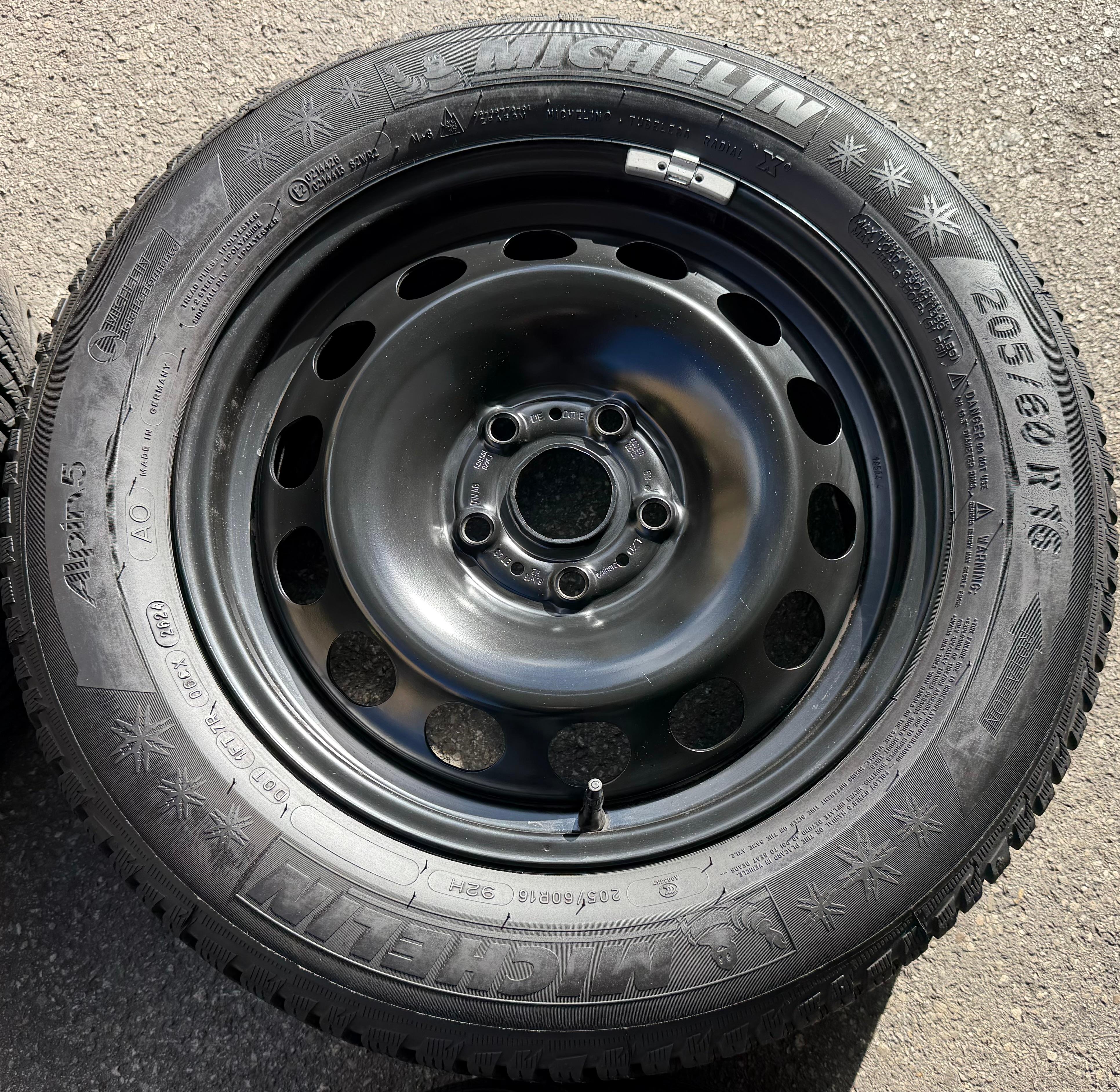 4 Winterräder Audi Q2 GA VW T-ROC A11 205/60R16 92H Michelin Alpin 5 Winterreifen