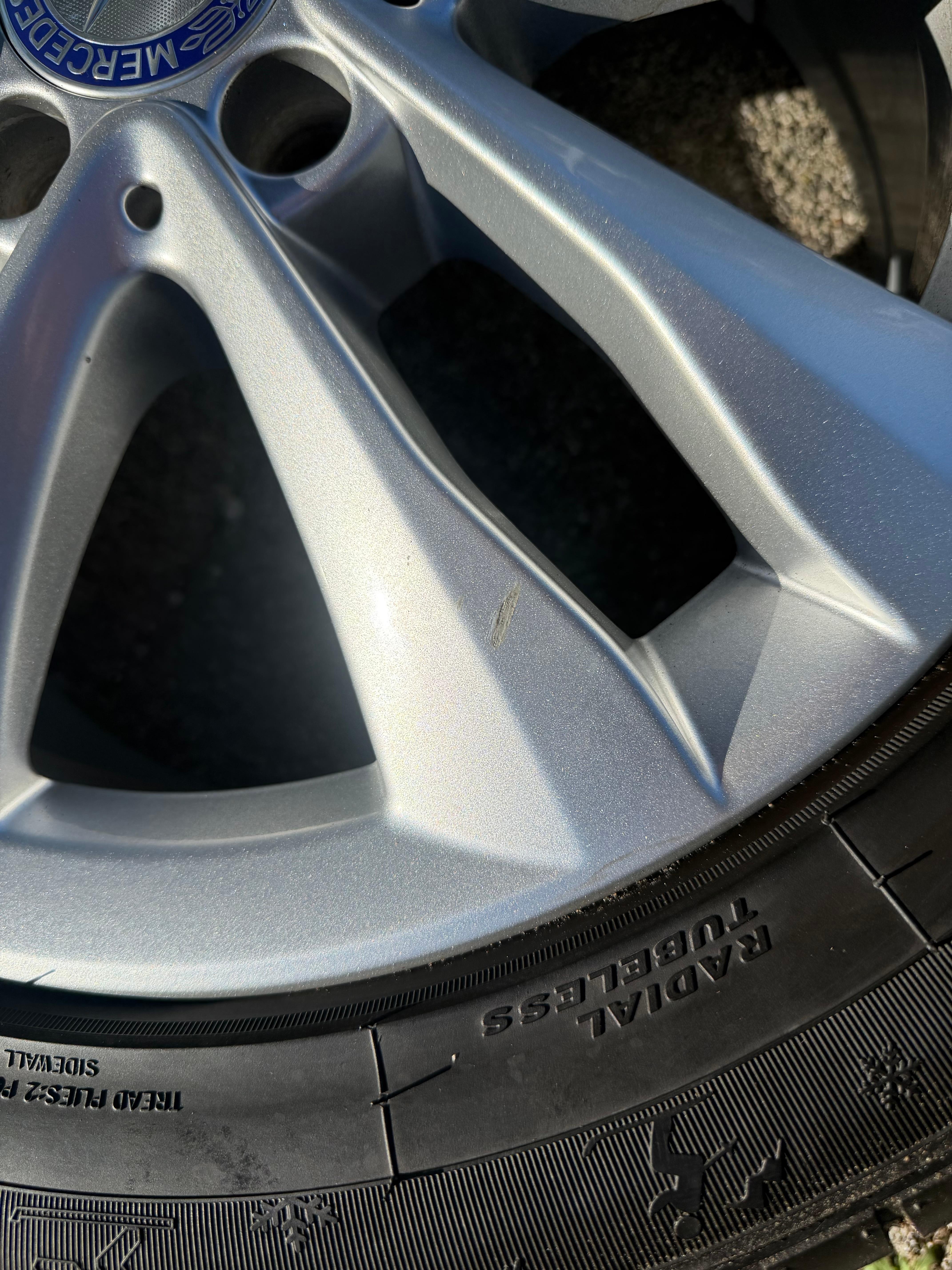 4 Original 17" Alu Winterräder Mercedes C-Klasse W205 A2054018000 225/50R17 98V