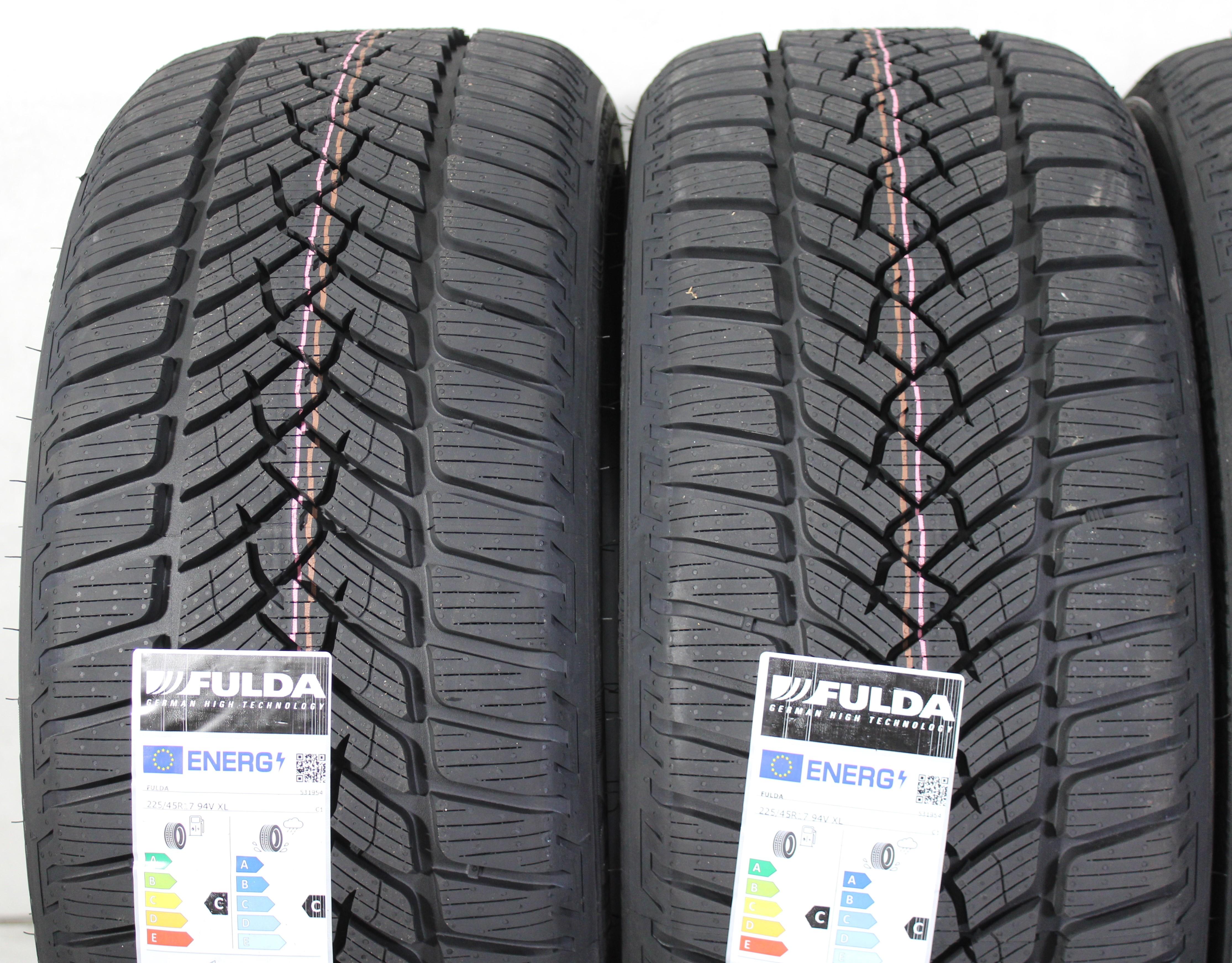 4 x 225/45R17 94V pneumatici invernali Fulda Kristall Control HP2 2024 XL NUOVI