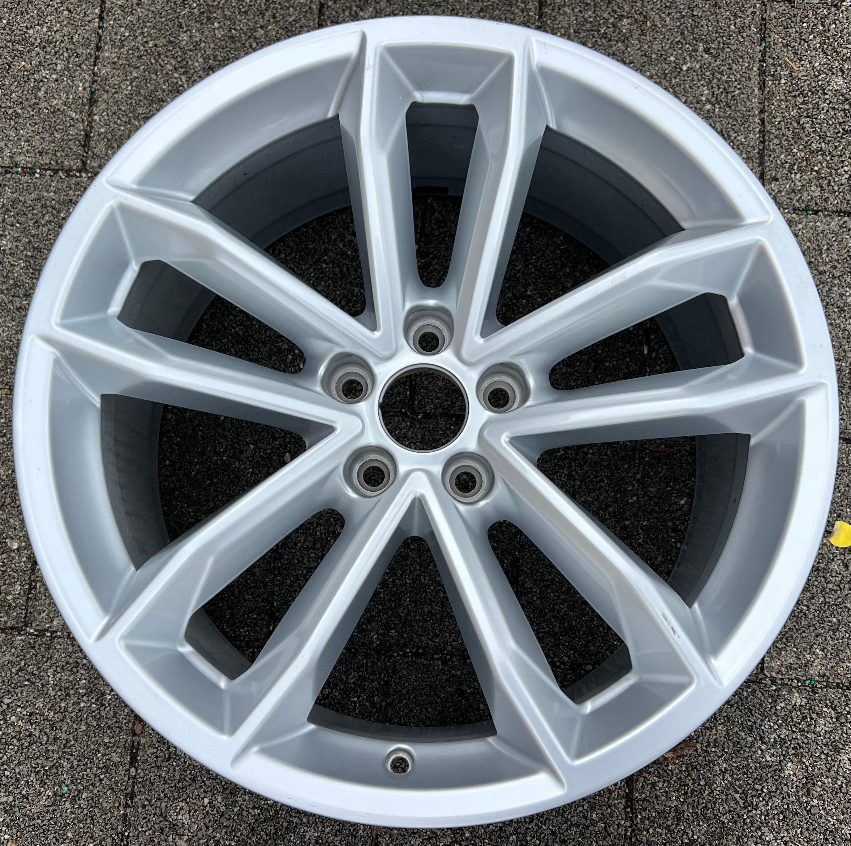 1 X ORIGINAL 19" ALUFELGE FELGE AUDI A5 S5 F9 8W 8W0601025DG 8,5x19 ET32 FREIHAUS
