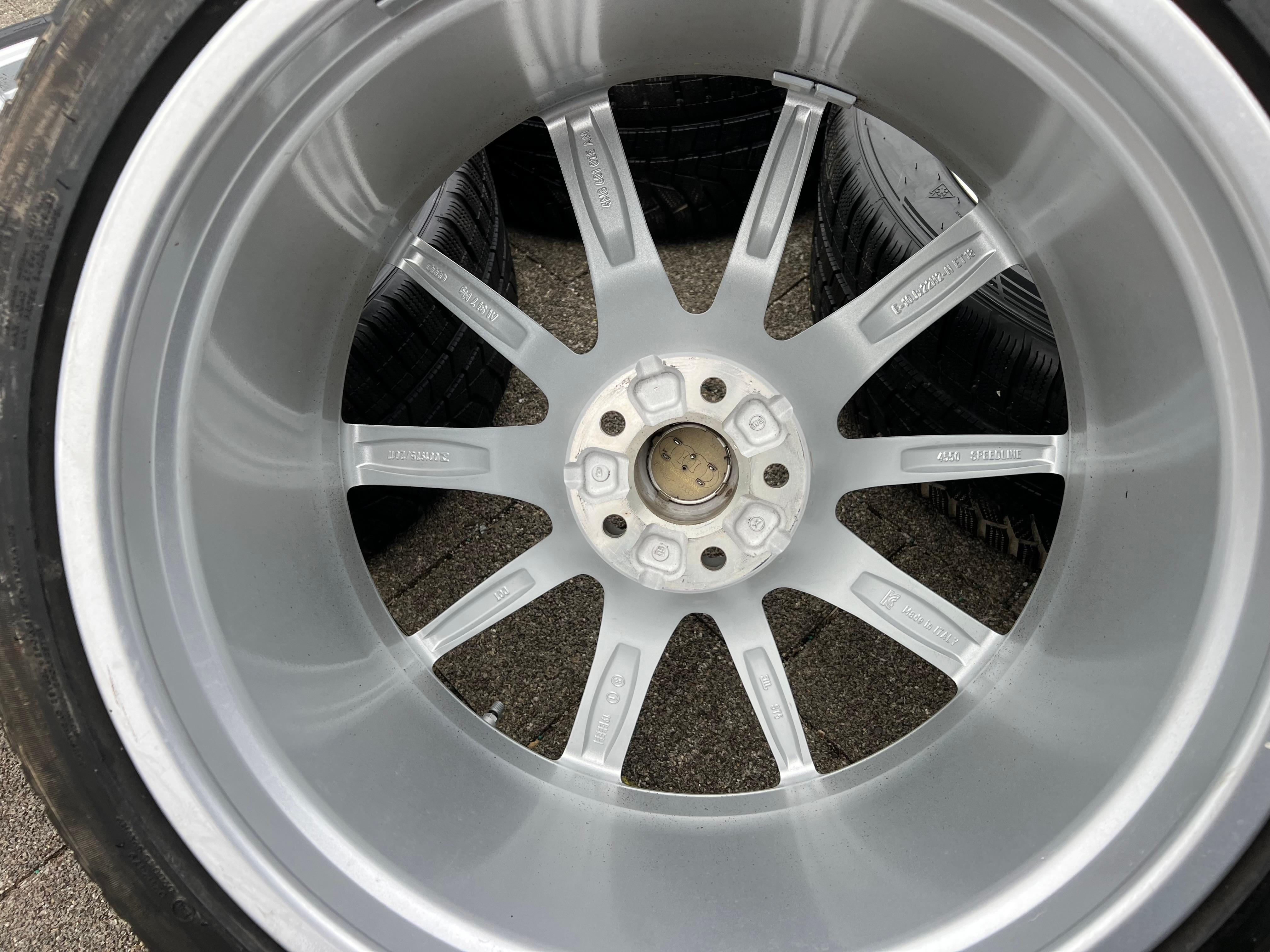 4 RUEDAS DE INVIERNO ORIGINALES DE ALEACIÓN DE 22" PARA AUDI RSQ8 Q8 4M 4M8601025AM 275/40R22 107V RDKS