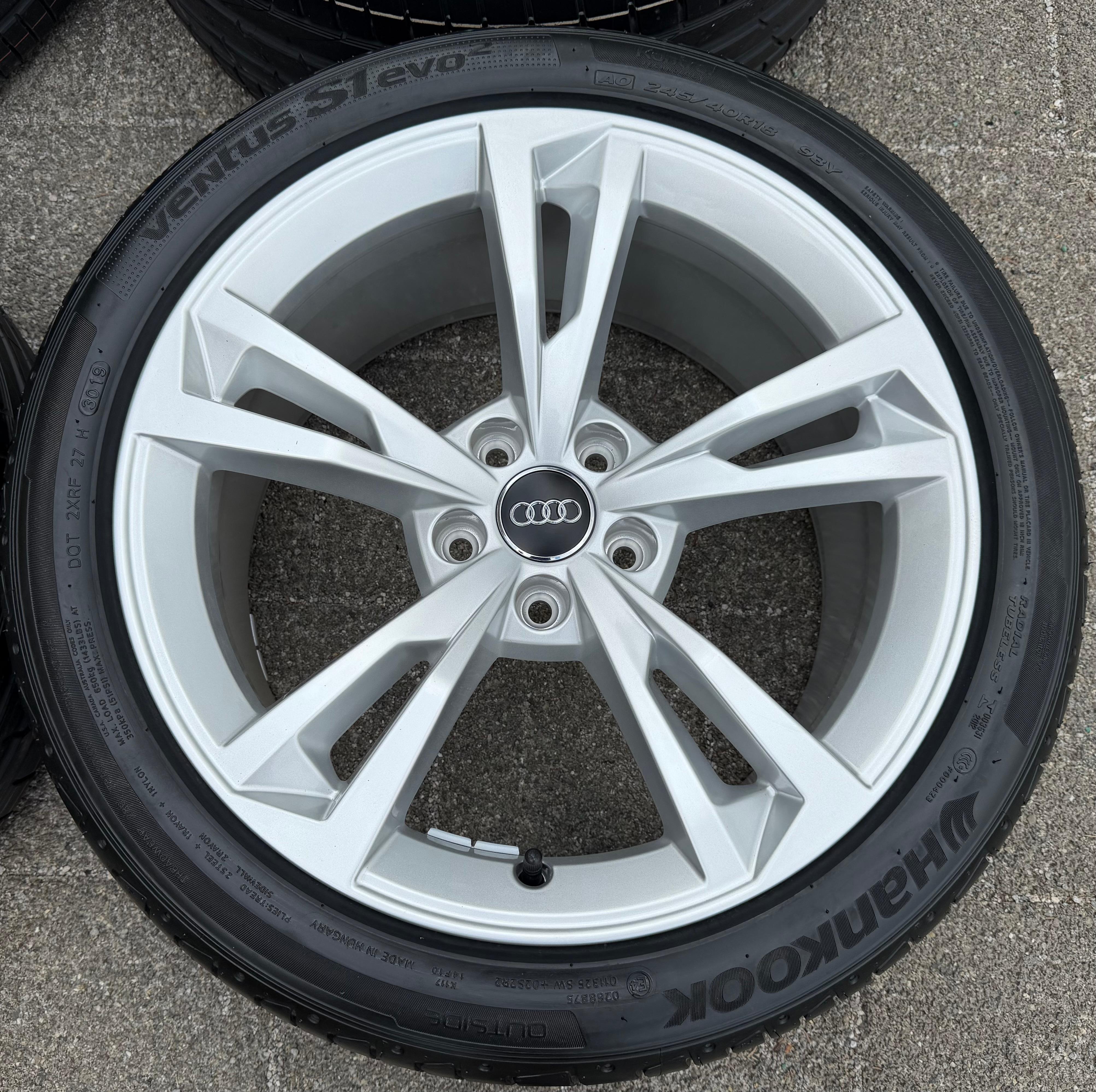 4 cerchi in lega Sommer da 18" originali per Audi A5, S5, 8W, B9, F5, 245/40R18, 93Y, 8W0601025AK, Hankook