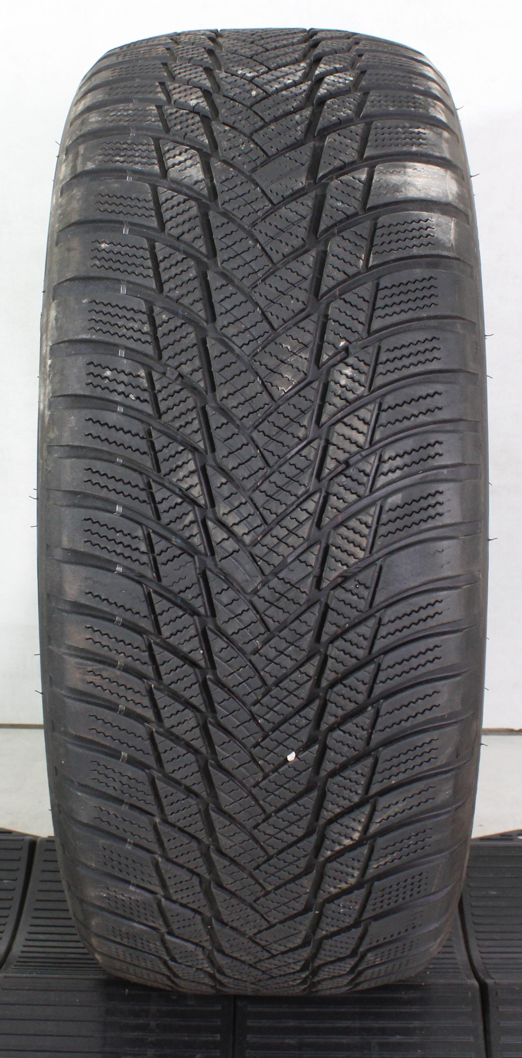 1 x 255/50R20 109H Winterreifen Bridgestone Blizzak LM001 AO 6-6,5mm 2020