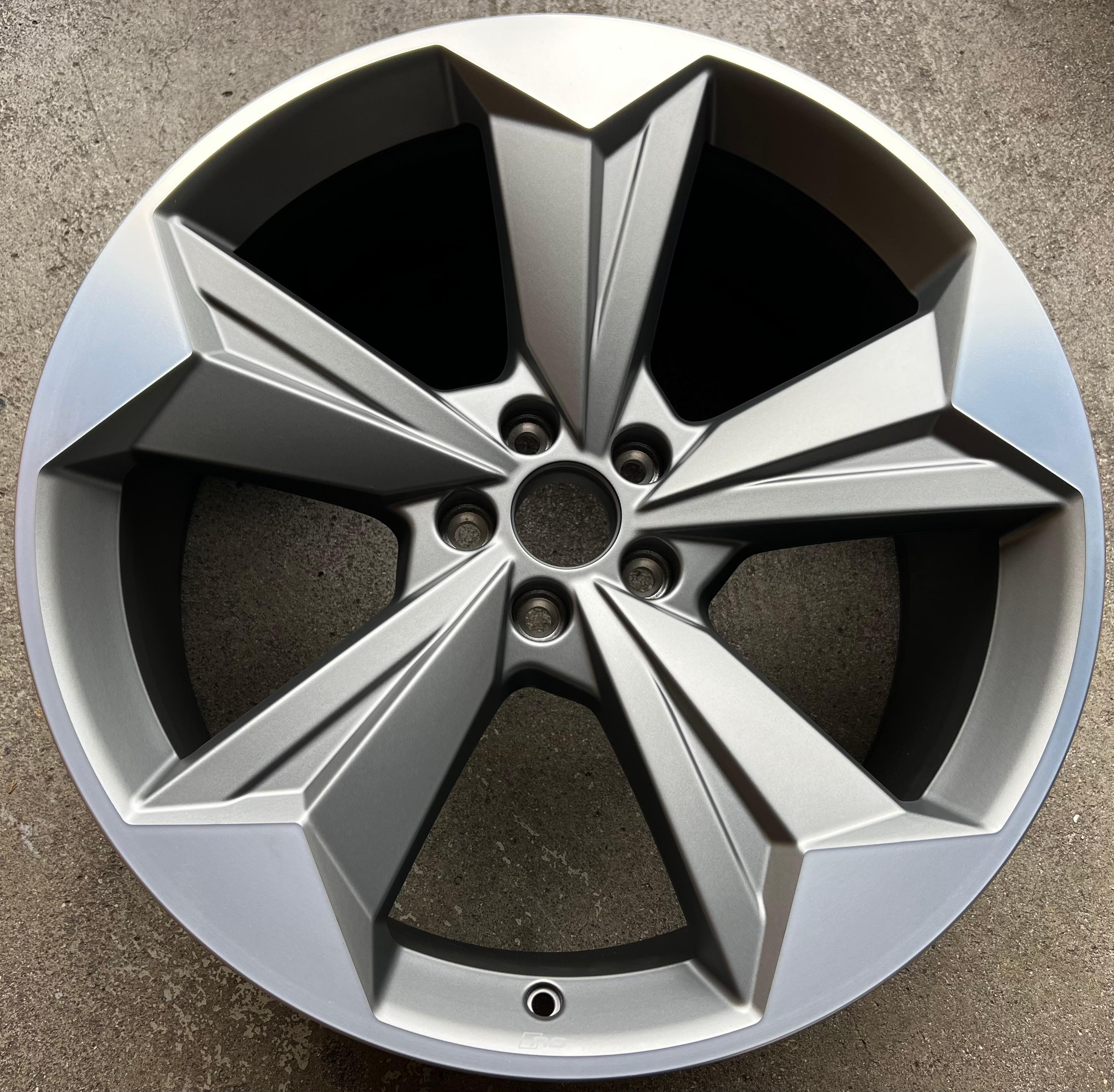 1 X ORIGINAL 21" ALUFELGE FELGE AUDI Q4 E-TRON 89A601025R 9x21 ET42 FREIHAUS