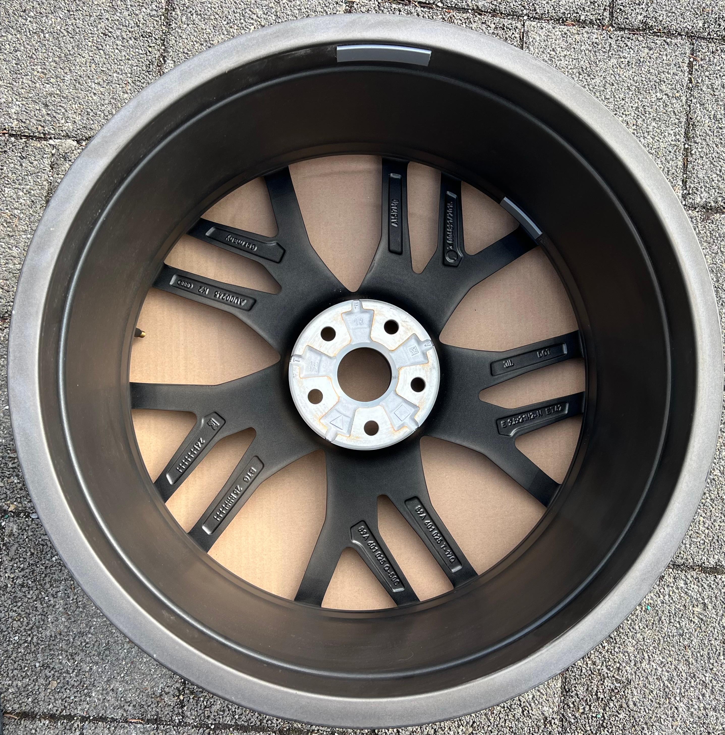 1 llanta de aluminio original de 21" para Audi RS Q4 RSQ4 E-TRON, referencia 89A601025T, 9x21 ET42