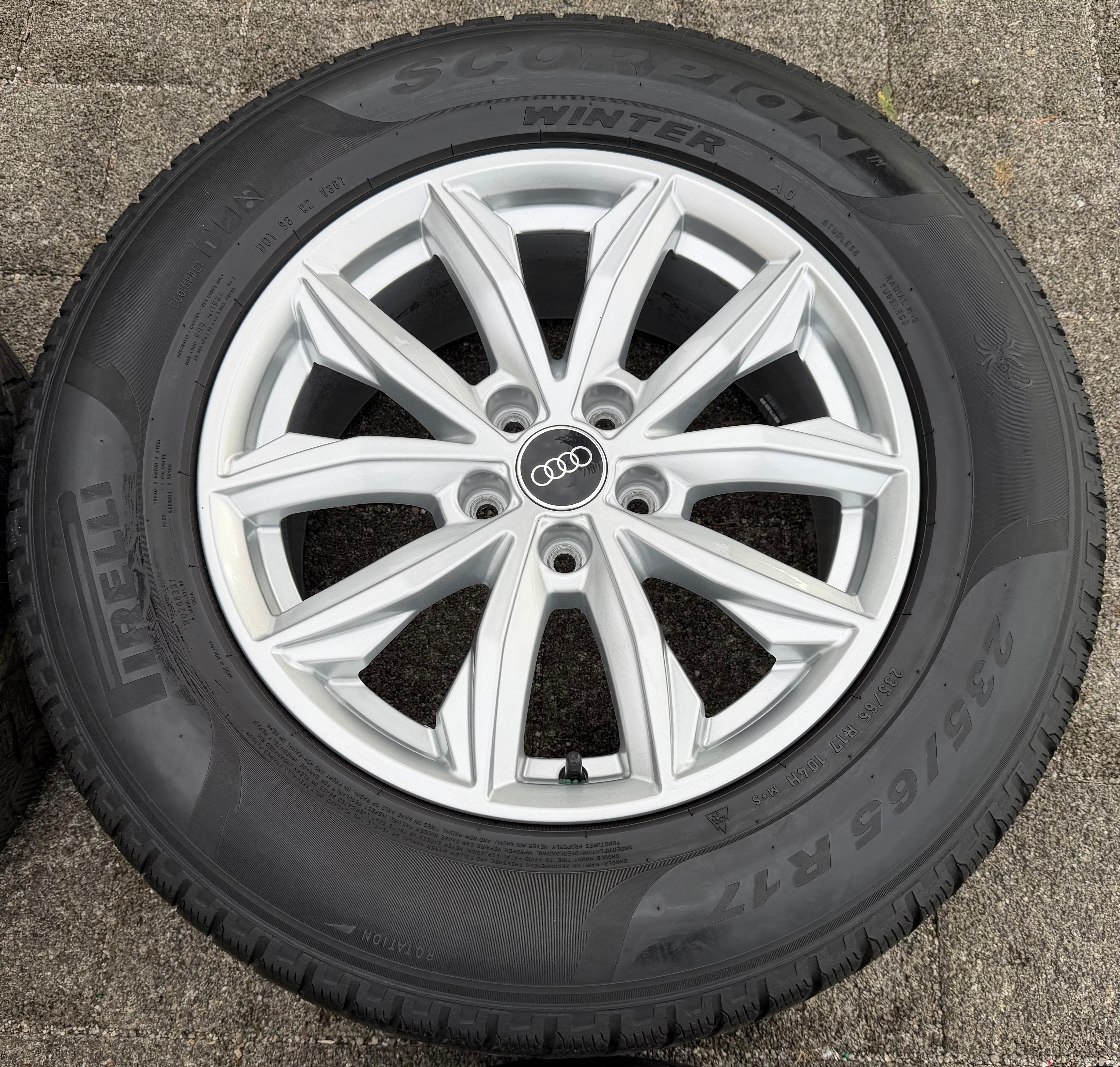 4 cerchi in lega originali da 17" Audi Q5 FY 80A601025J 7x17 ET34