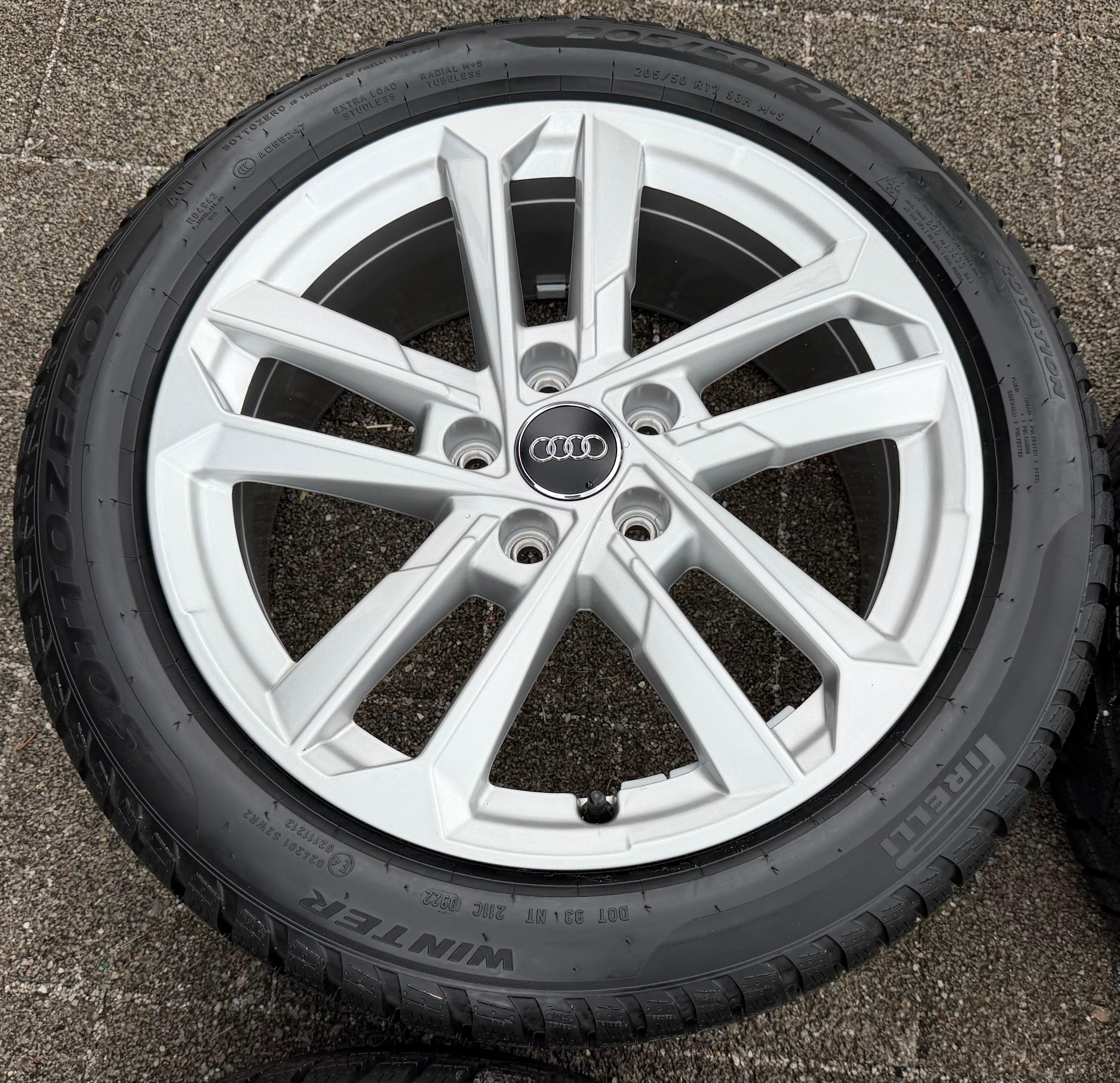 4 roues complètes hiver en alliage d’origine 17" Audi A3 S3 8Y 8Y0601025L 205/50R17 93H Pirelli NEUVES